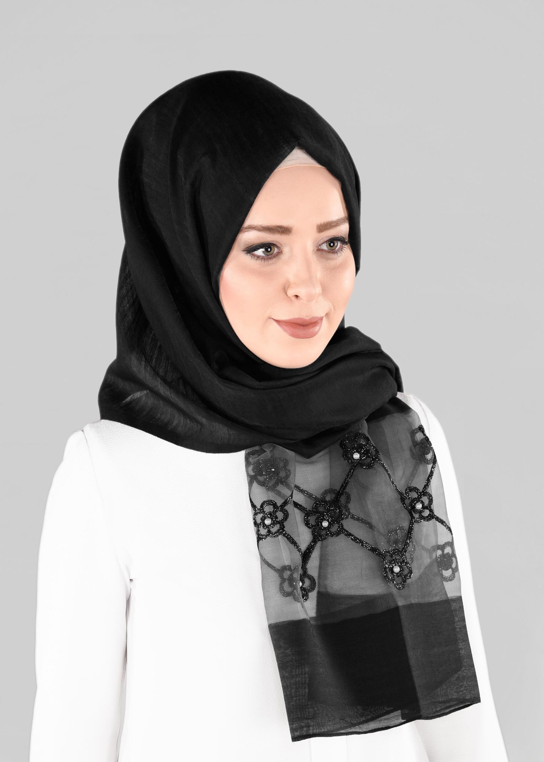 Tesettür giyim SİYAH 9909 ALVİNA NAKIŞ İNCİ ŞAL