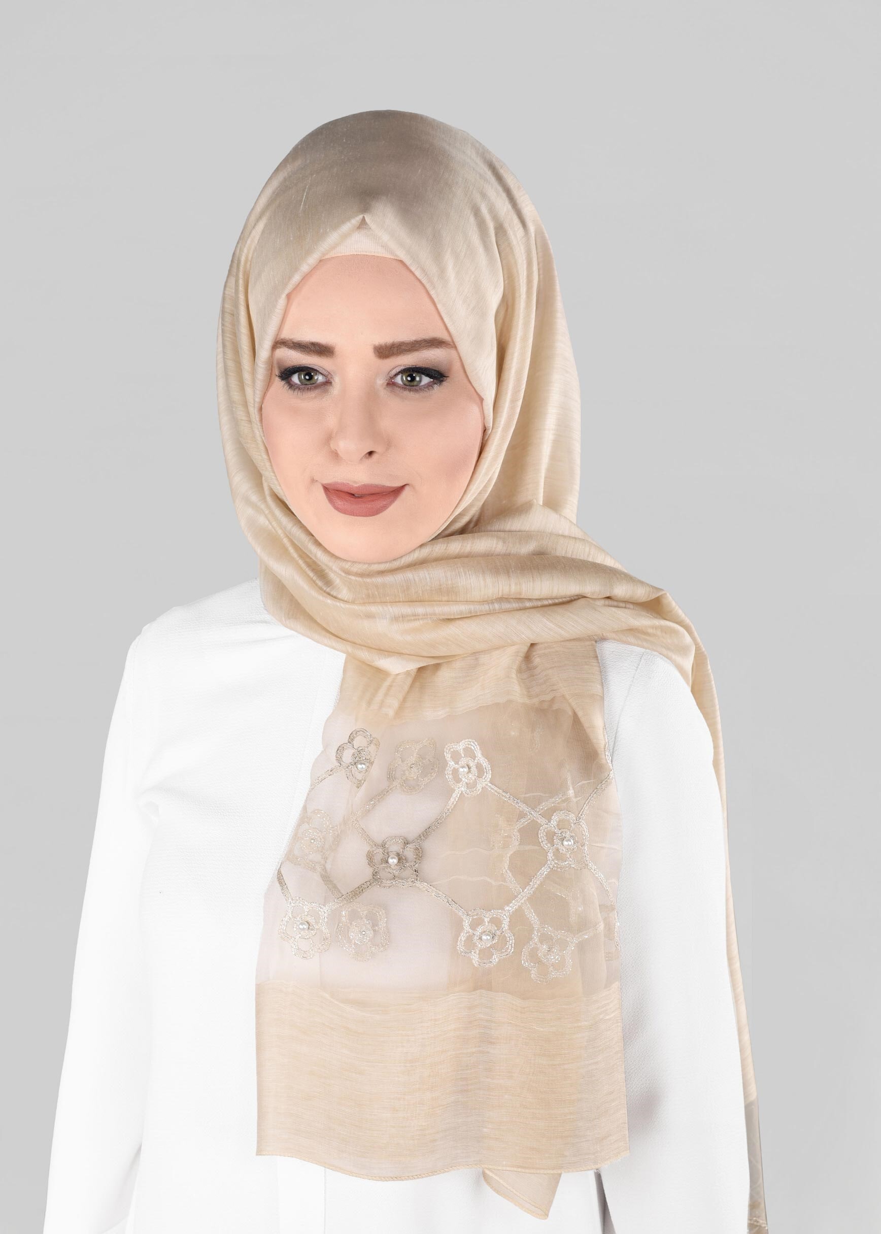 Tesettür giyim BEJ 9909 ALVİNA NAKIŞ İNCİ ŞAL
