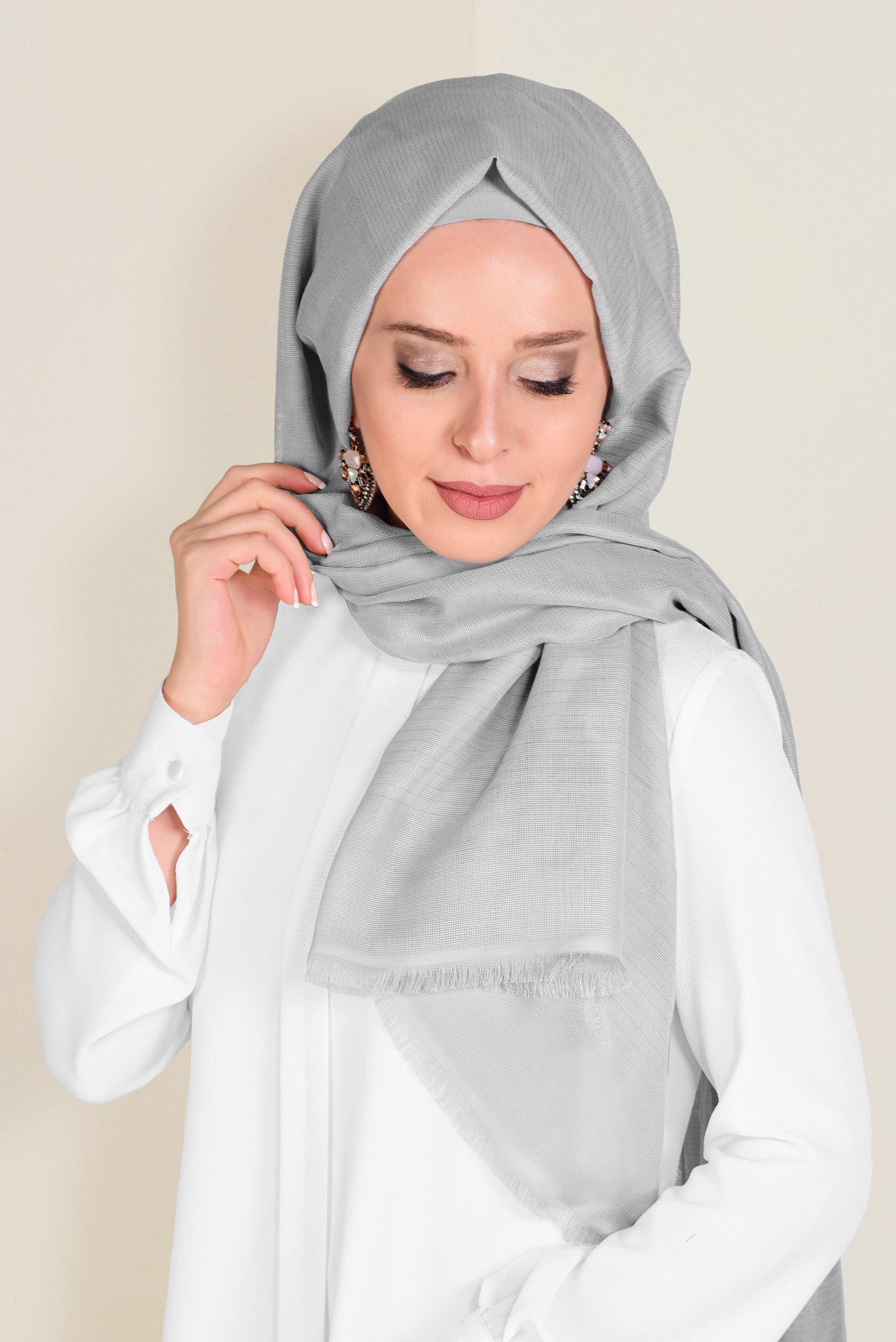 Tesettür giyim GÜMÜŞ 9917 ALVİNA ÇİZGİLİ ŞAL