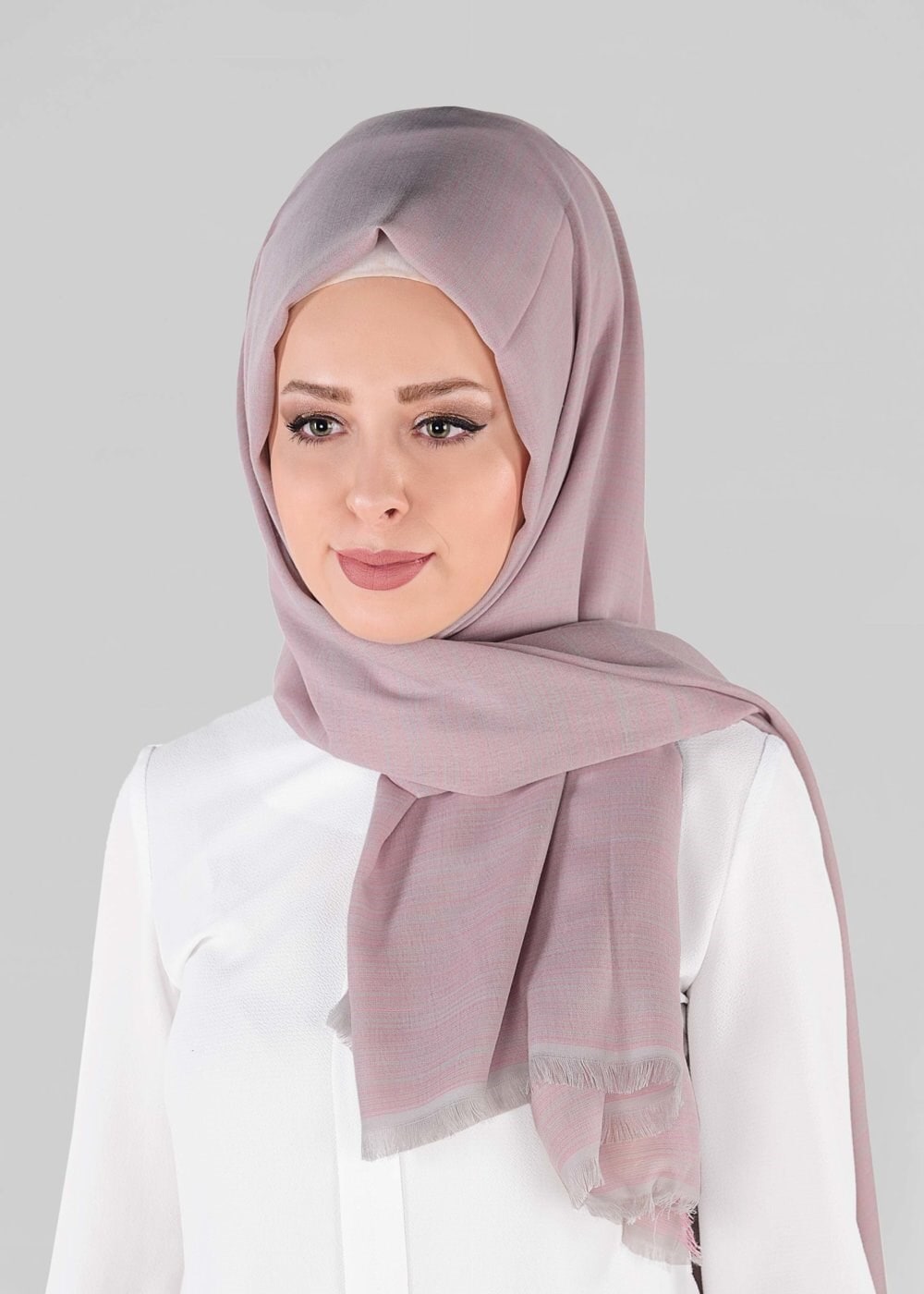 Tesettür giyim GRİ ALVİNA ŞAL 9918