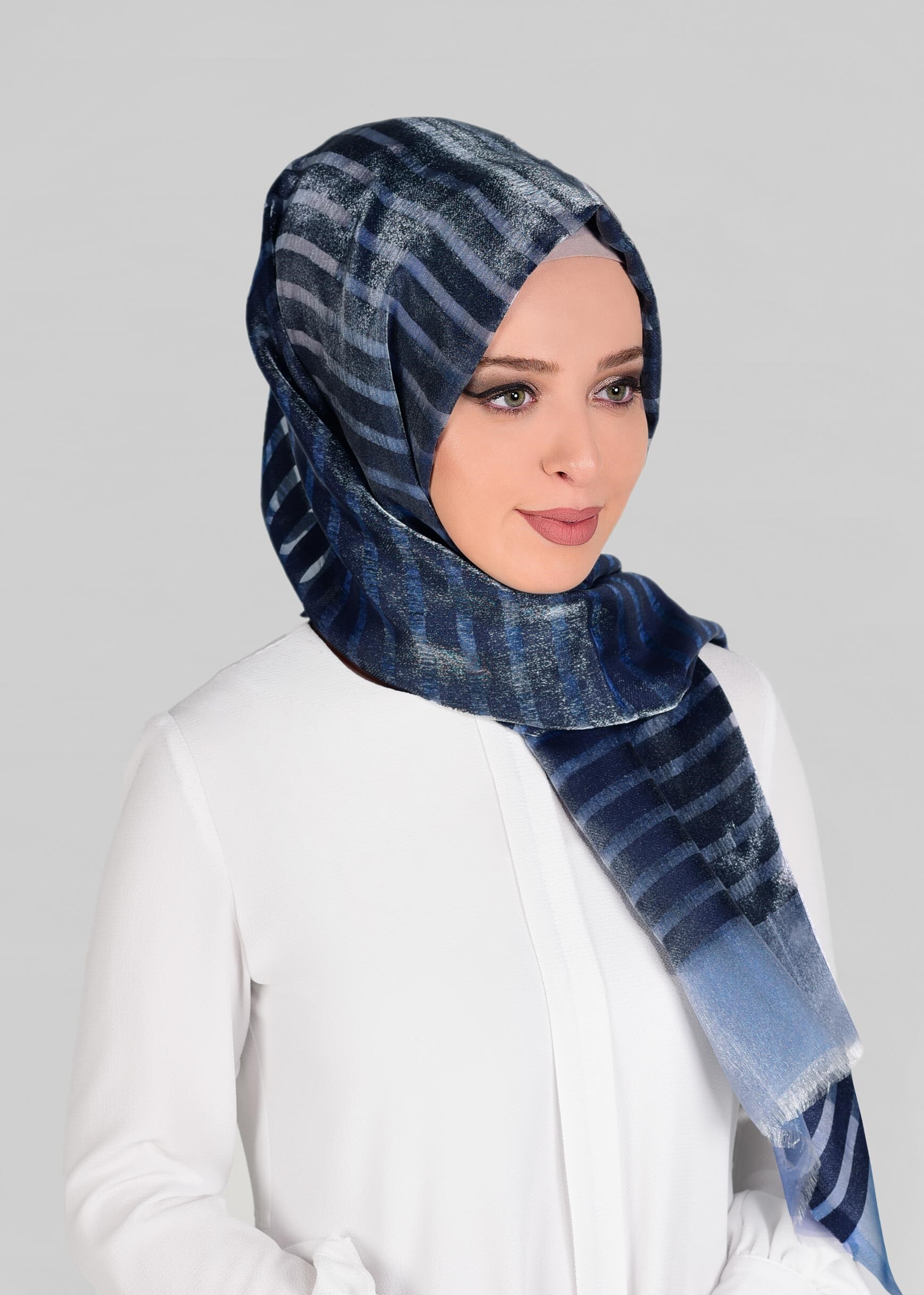 Tesettür giyim LACİVERT 9923 ALVİNA YAKMA ÇİZGİLİ ŞAL