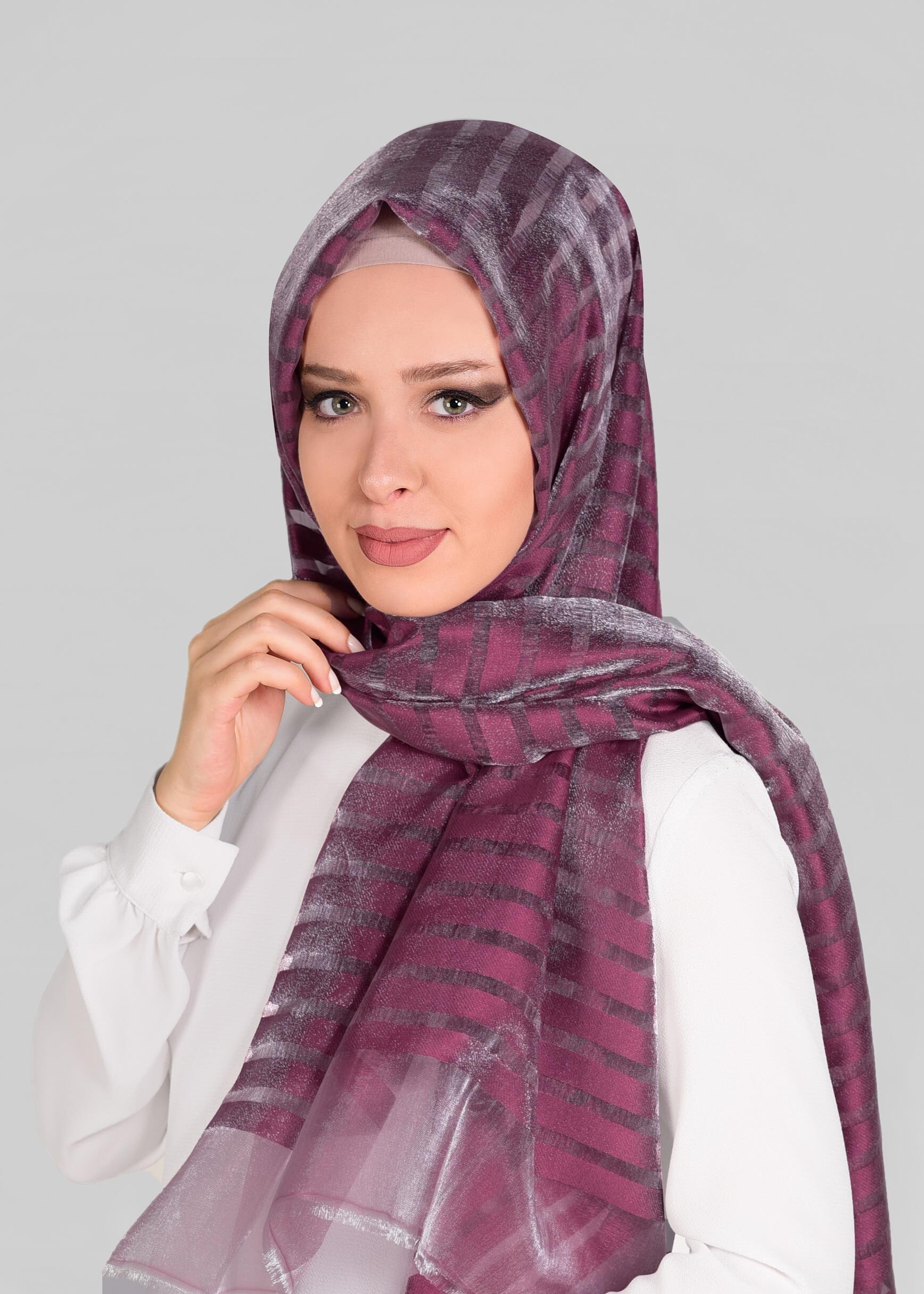 Tesettür giyim BORDO 9923 ALVİNA YAKMA ÇİZGİLİ ŞAL