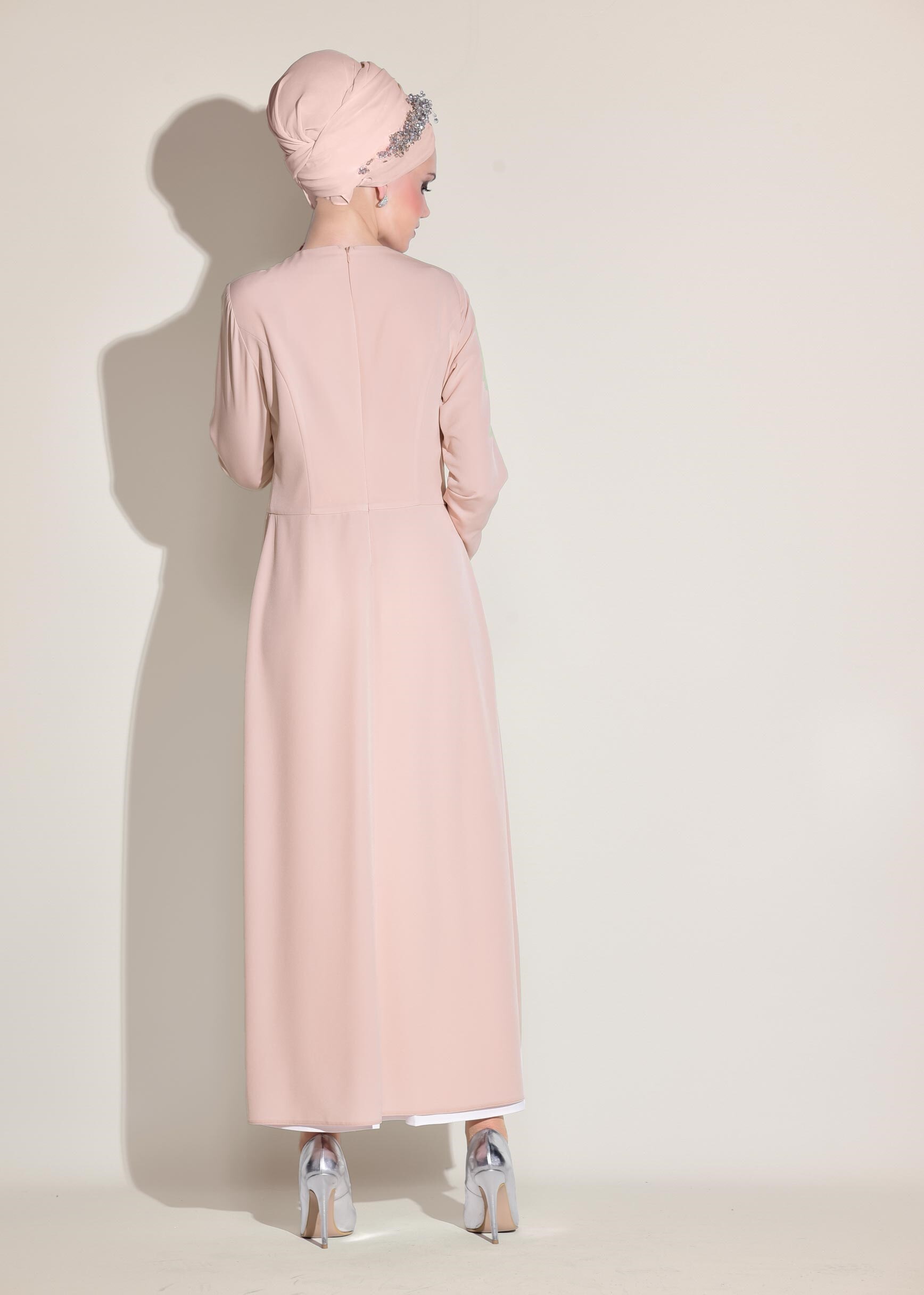 Tesettür giyim PUDRA TAŞ VE VOLAN DETAYLI 2&prime;Lİ ETEKLİ TAKIM 3422