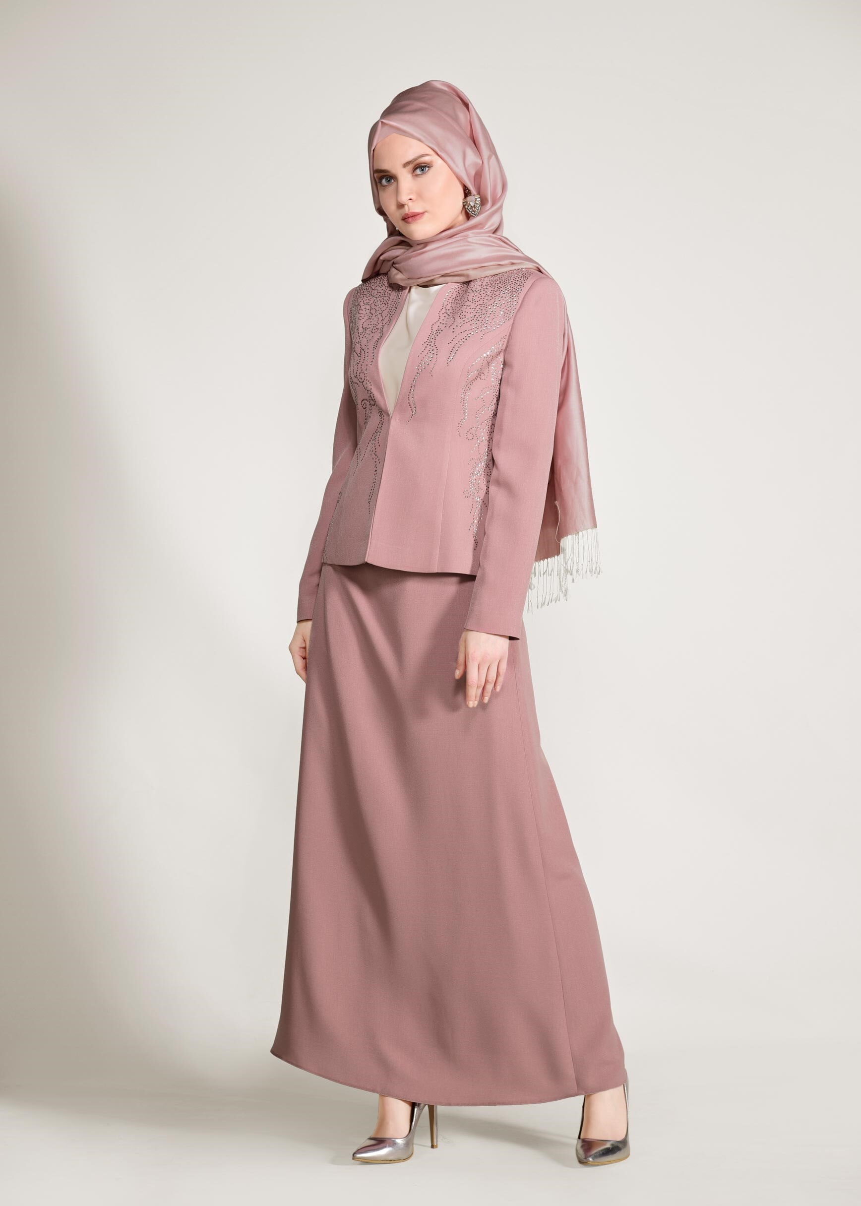 Tesettür giyim PUDRA CEKETİ TAŞLI 3&prime;LÜ ETEKLİ TAKIM 3441