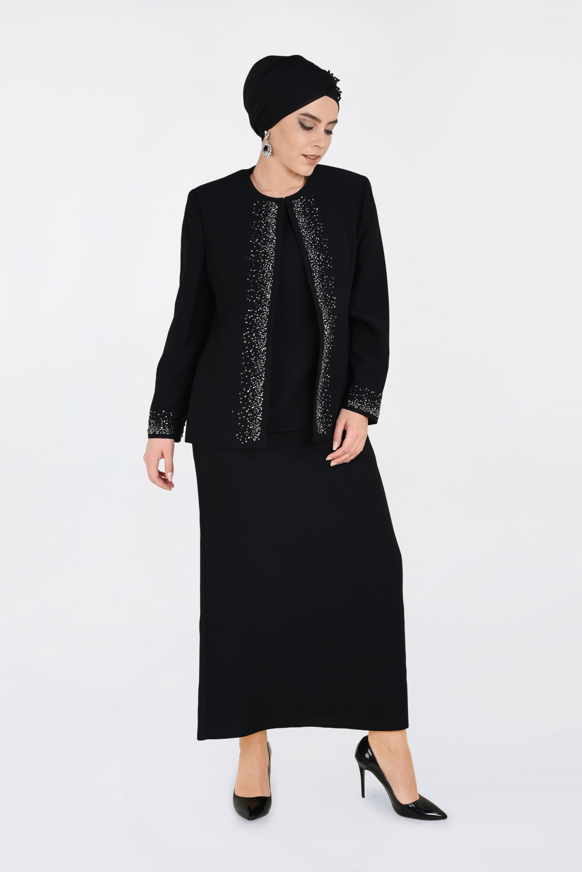 Tesettür giyim SİYAH TAŞ İŞLEMELİ 3′LÜ ETEKLİ TAKIM 3467E