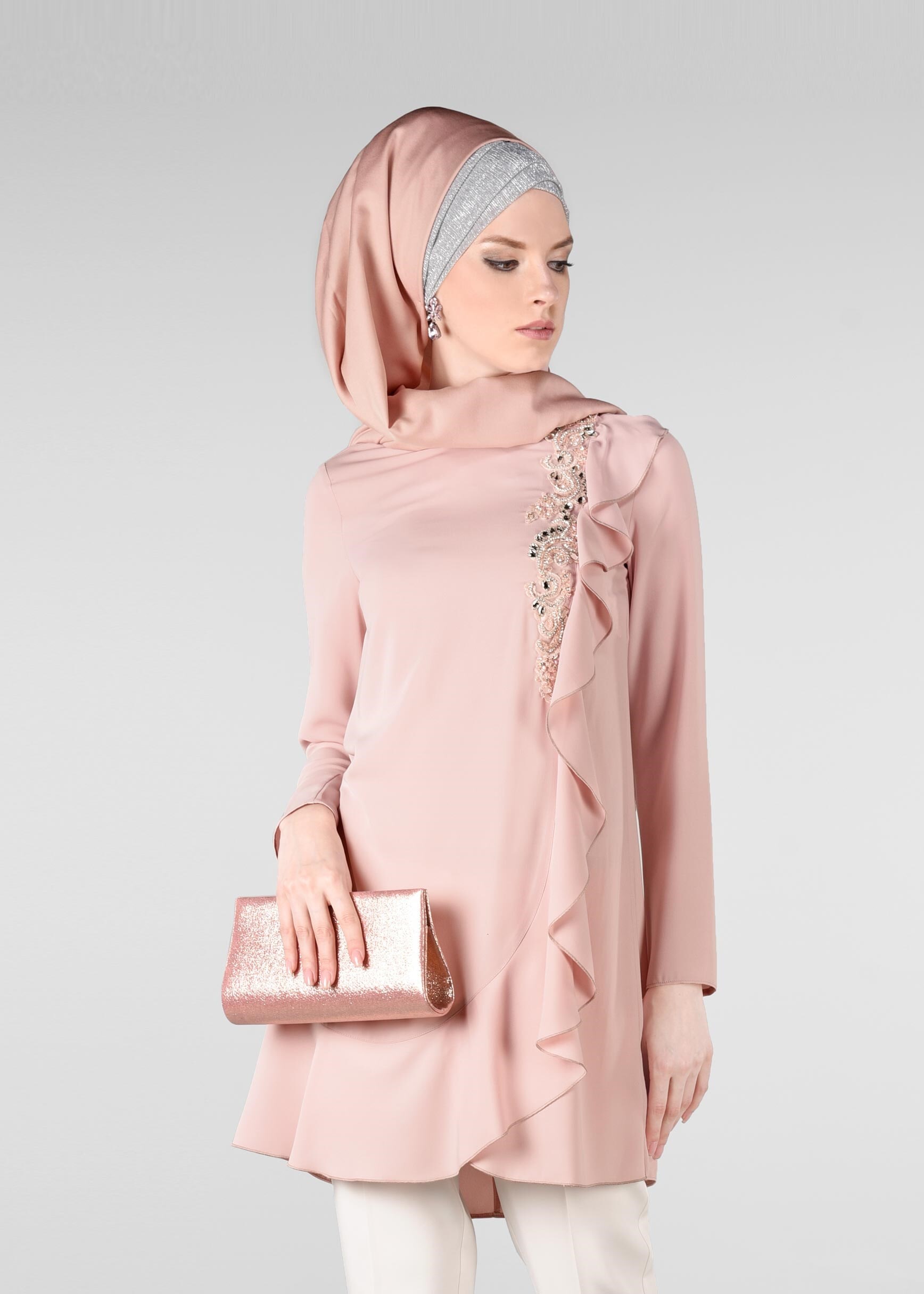 Tesettür giyim PUDRA TAŞ İŞLEMELİ FIRFIRLI 2&prime;Lİ PANTOLON TAKIM 3409