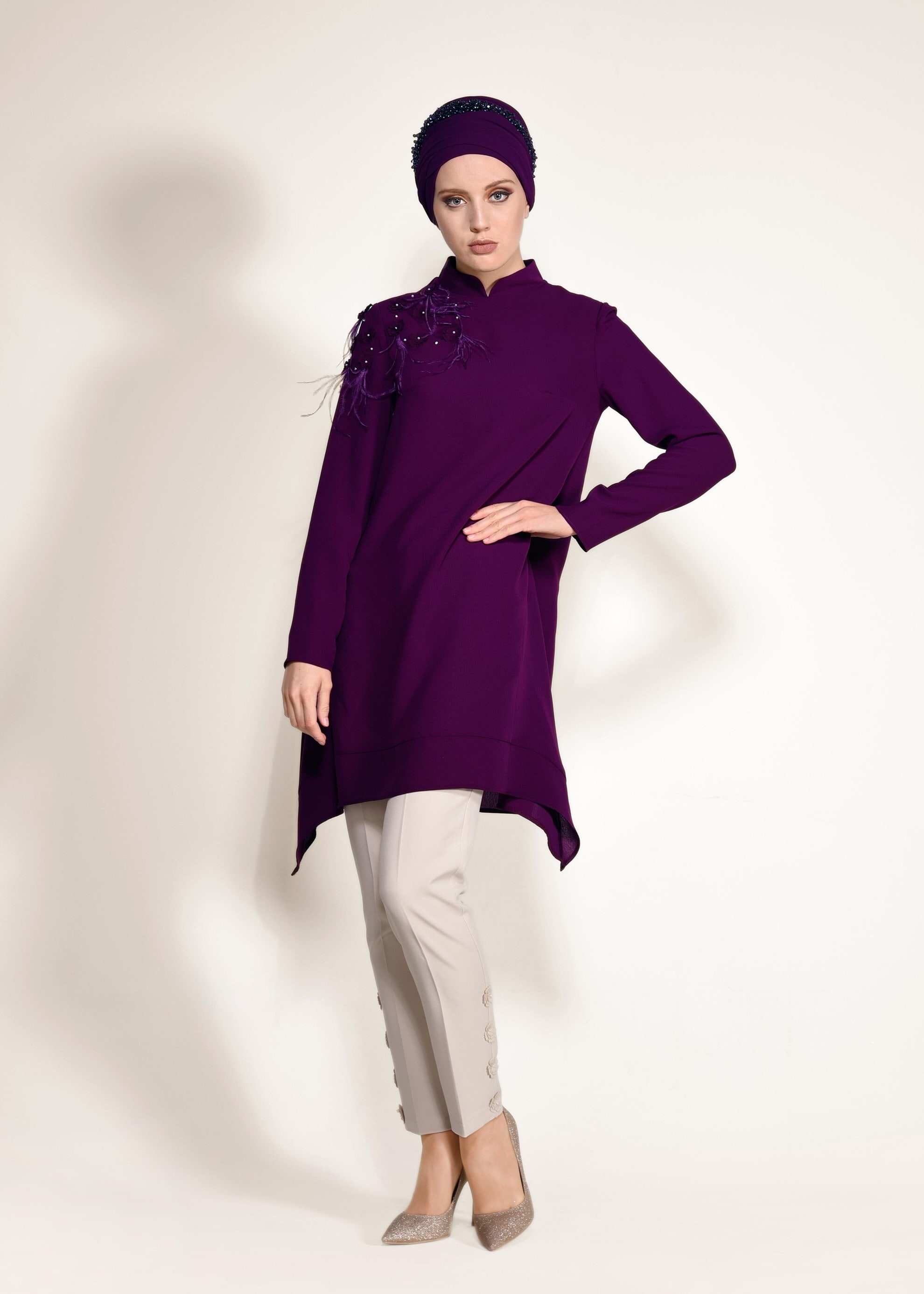 Tesettür giyim MÜRDÜM ÜÇ BOYUTLU ÇİÇEK DETAYLI 2&prime;Lİ PANTOLONLU TAKIM 3415P