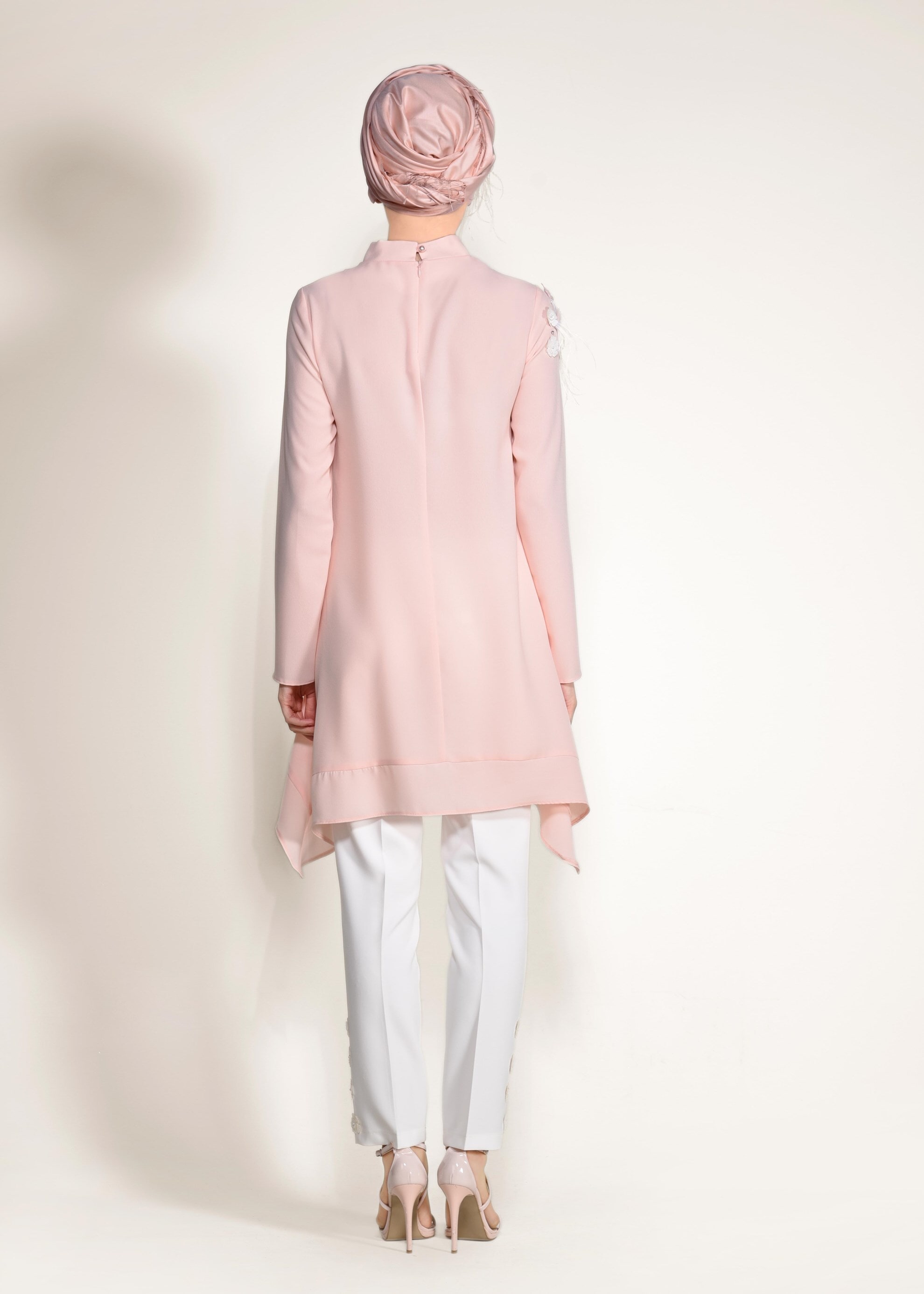 Tesettür giyim PUDRA ÜÇ BOYUTLU ÇİÇEK DETAYLI 2&prime;Lİ PANTOLONLU TAKIM 3415P