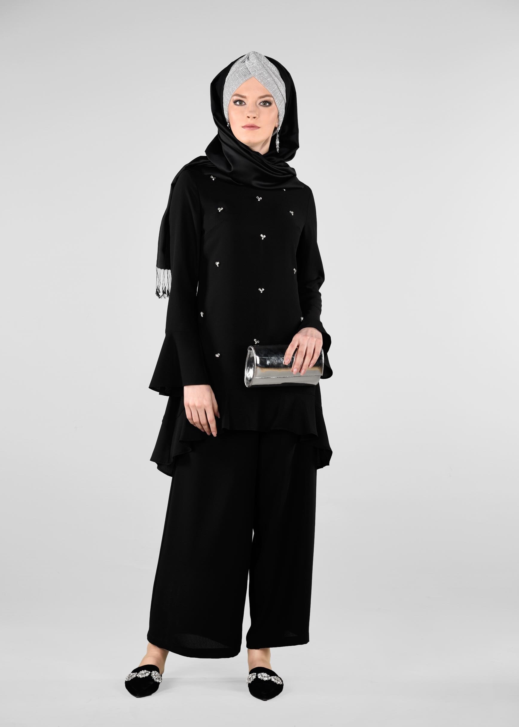 Tesettür giyim SİYAH GENİŞ KOLLU BONCUK DETAYLI 2&prime;Lİ PANTOLONLU TAKIM 3418