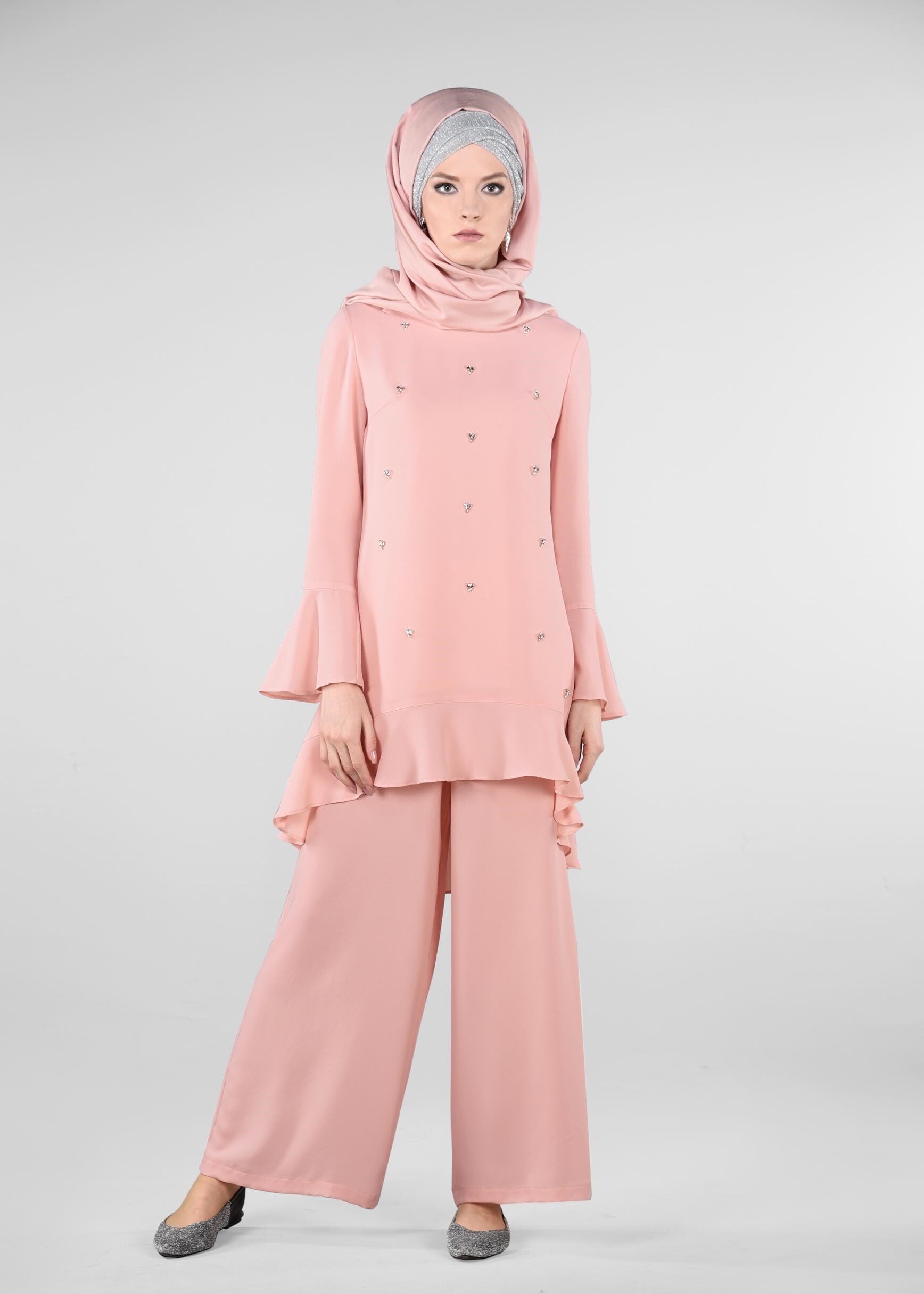 Tesettür giyim PUDRA GENİŞ KOLLU BONCUK DETAYLI 2&prime;Lİ PANTOLONLU TAKIM 3418