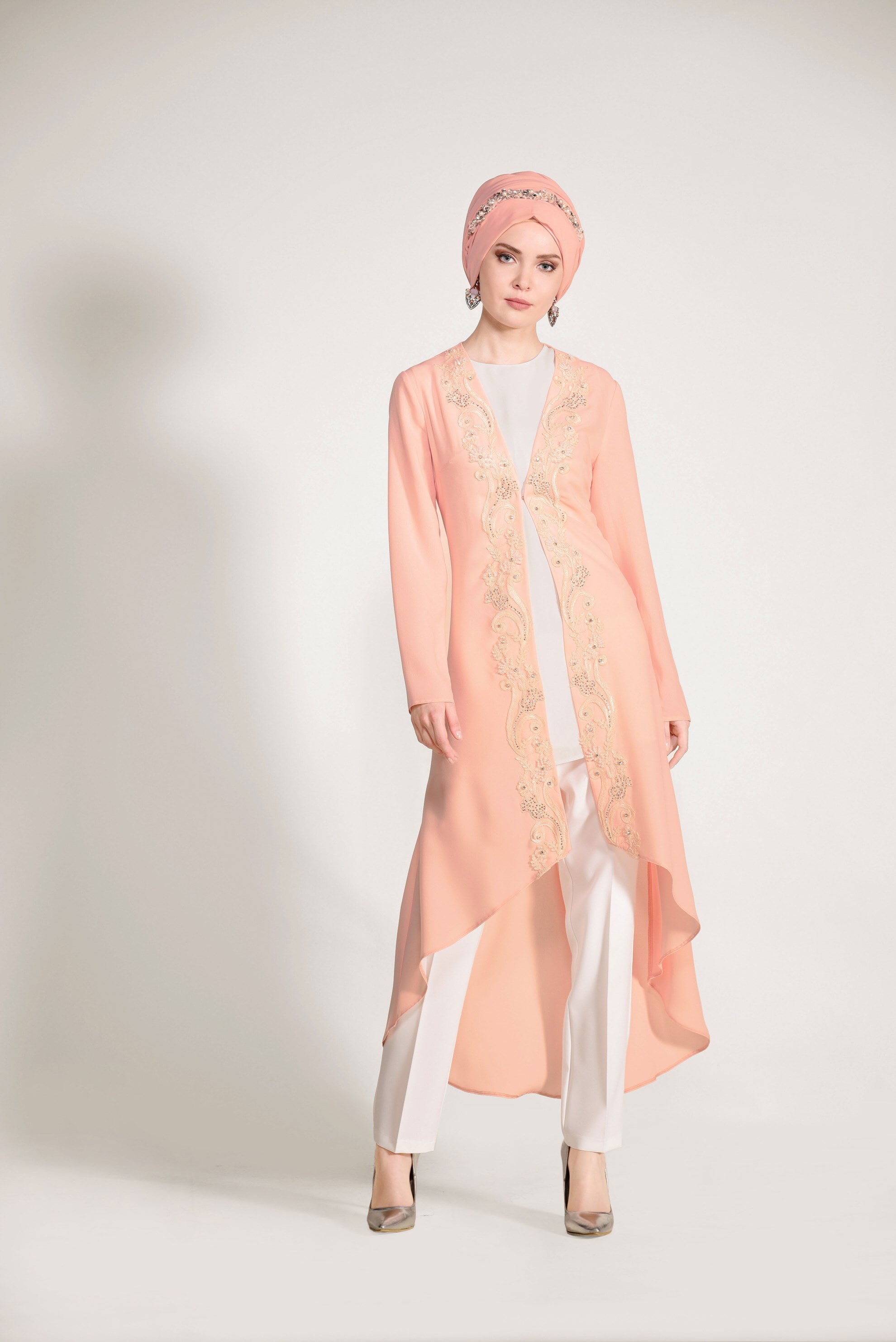 Tesettür giyim PUDRA NAKIŞ İŞLEMELİ 3&prime;LÜ PANTOLONLU TAKIM 3424P