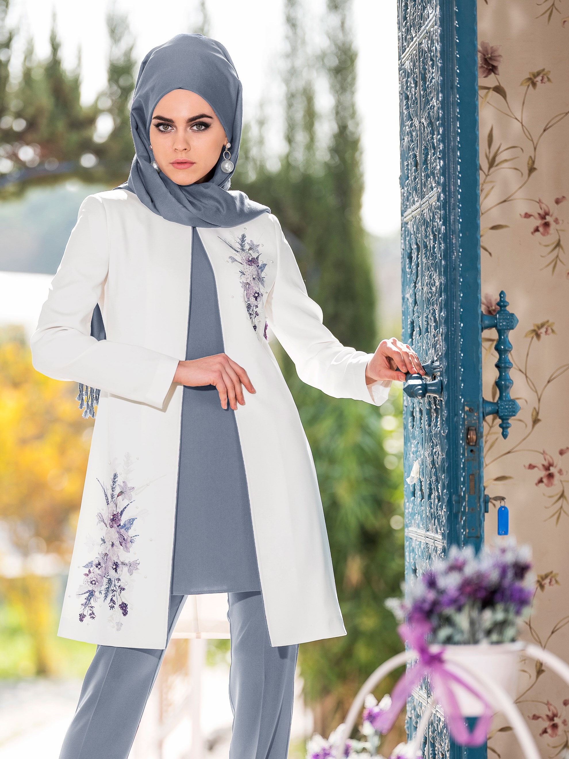 Tesettür giyim MAVİ ÇİÇEK BASKILI 3&prime;LÜ PANTOLONLU TAKIM 3445P