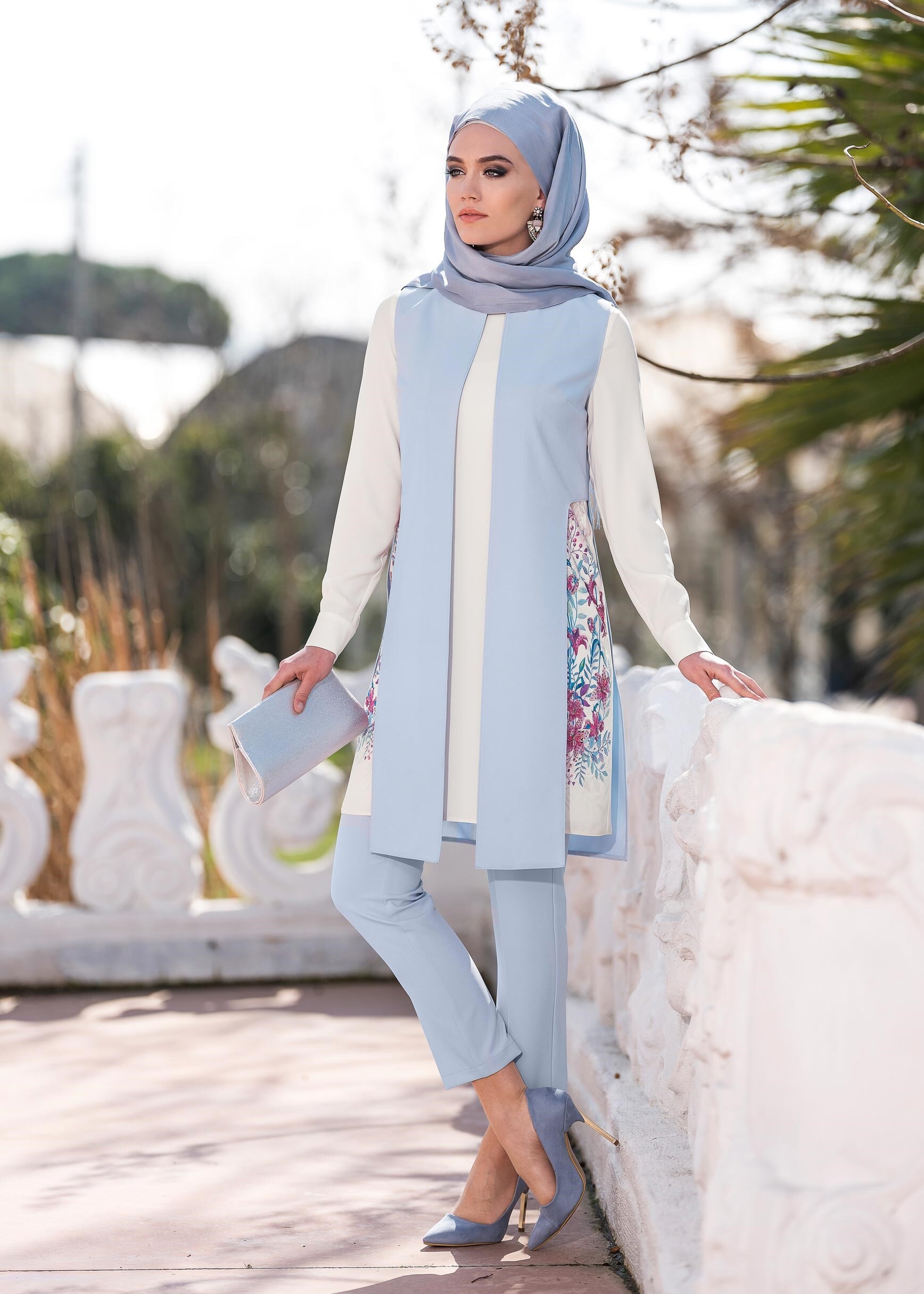 Tesettür giyim MAVİ ÇİÇEK BASKILI 3&prime;LÜ PANTOLONLU TAKIM 3447P