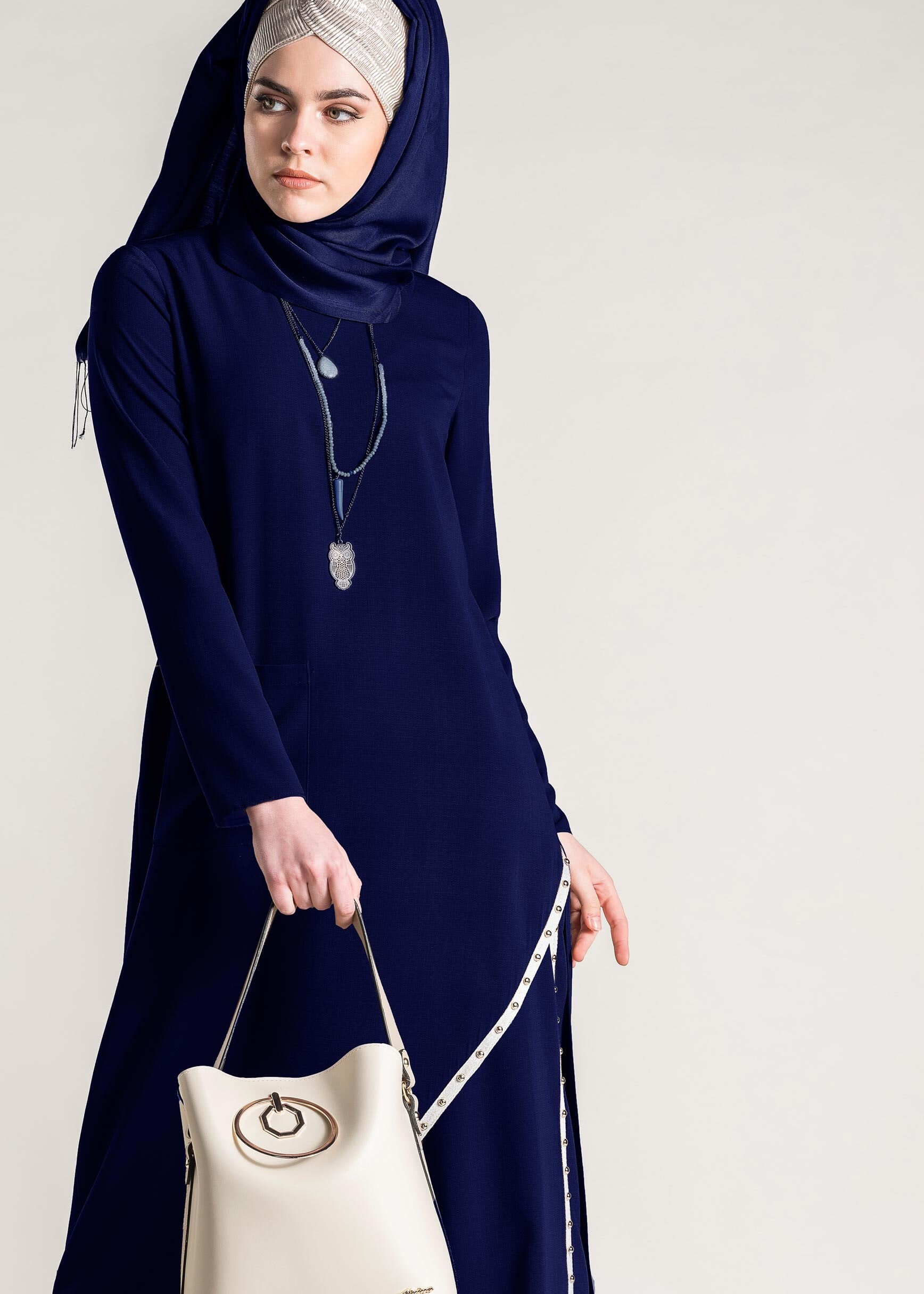 Tesettür giyim LACİVERT ASİMETRİK KESİM İNCİ DETAYLI 2&prime;Lİ PANTOLONLU TAKIM 4007