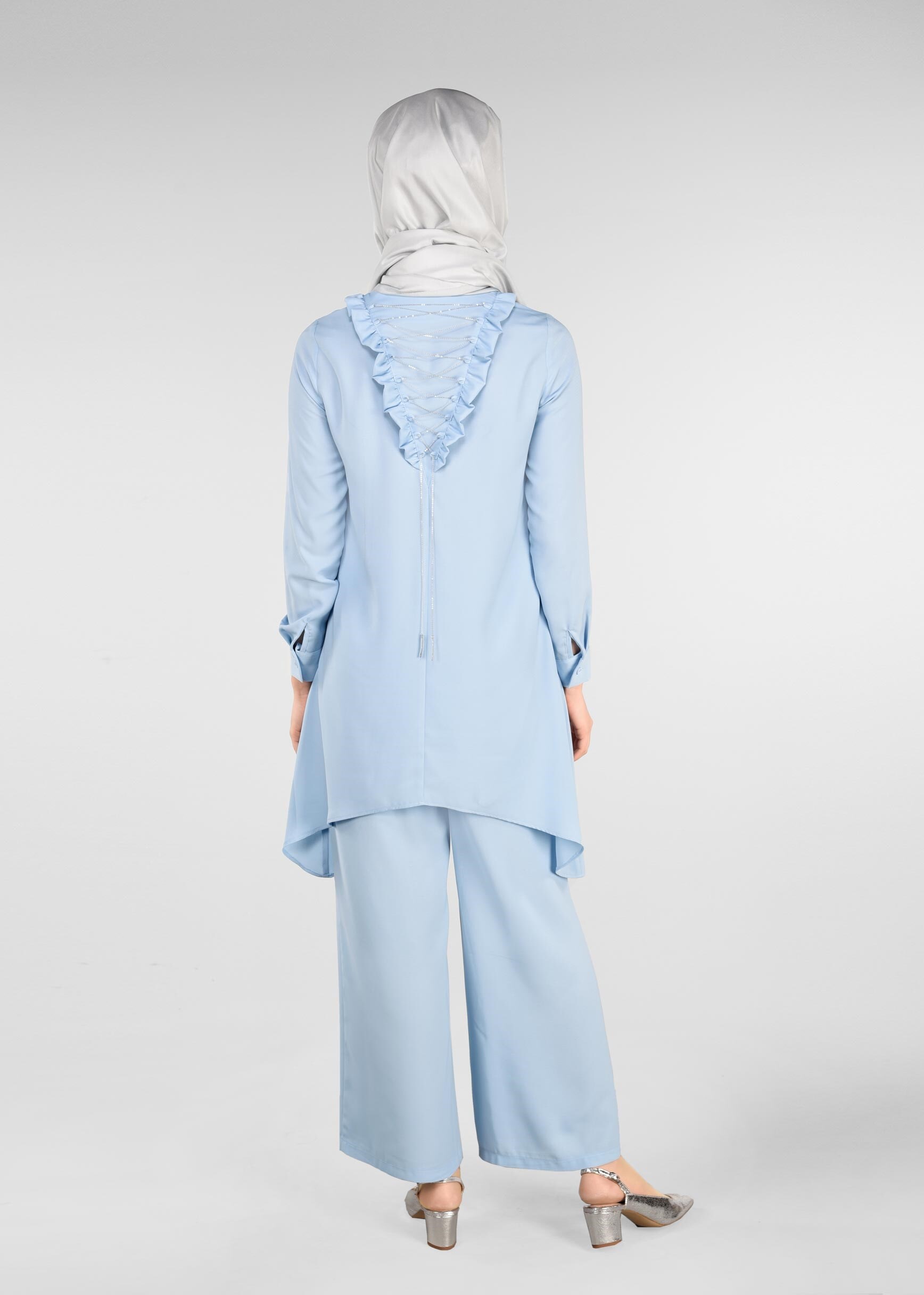 Tesettür giyim MAVİ SIRT KISMI FIRFIR VE BAĞCIK DETAYLI 2&prime;Lİ PANTOLONLU TAKIM 4008