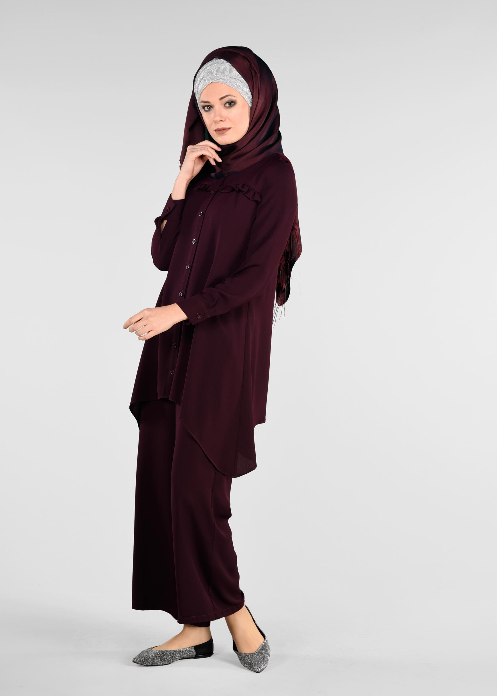 Tesettür giyim BORDO SIRT KISMI FIRFIR VE BAĞCIK DETAYLI 2&prime;Lİ PANTOLONLU TAKIM 4008