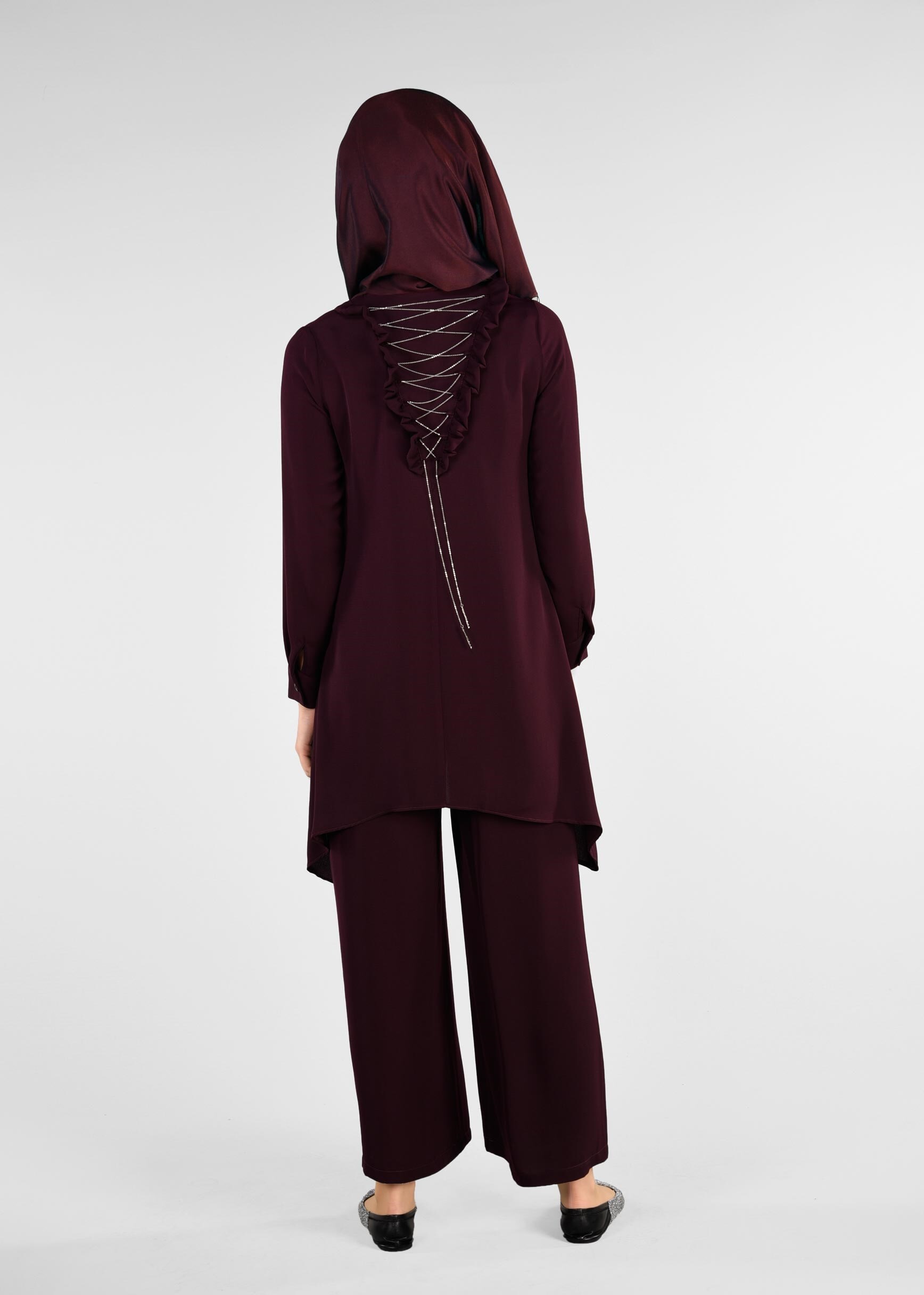 Tesettür giyim BORDO SIRT KISMI FIRFIR VE BAĞCIK DETAYLI 2&prime;Lİ PANTOLONLU TAKIM 4008