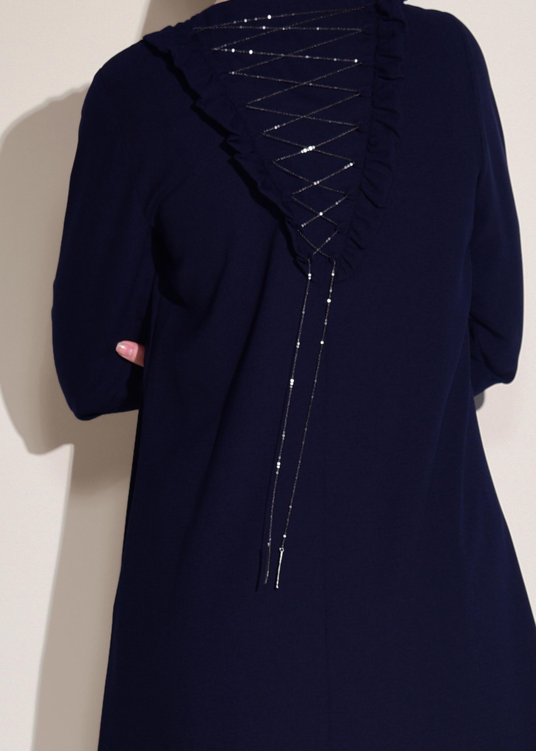 Tesettür giyim LACİVERT SIRT KISMI FIRFIR VE BAĞCIK DETAYLI 2&prime;Lİ PANTOLONLU TAKIM 4008