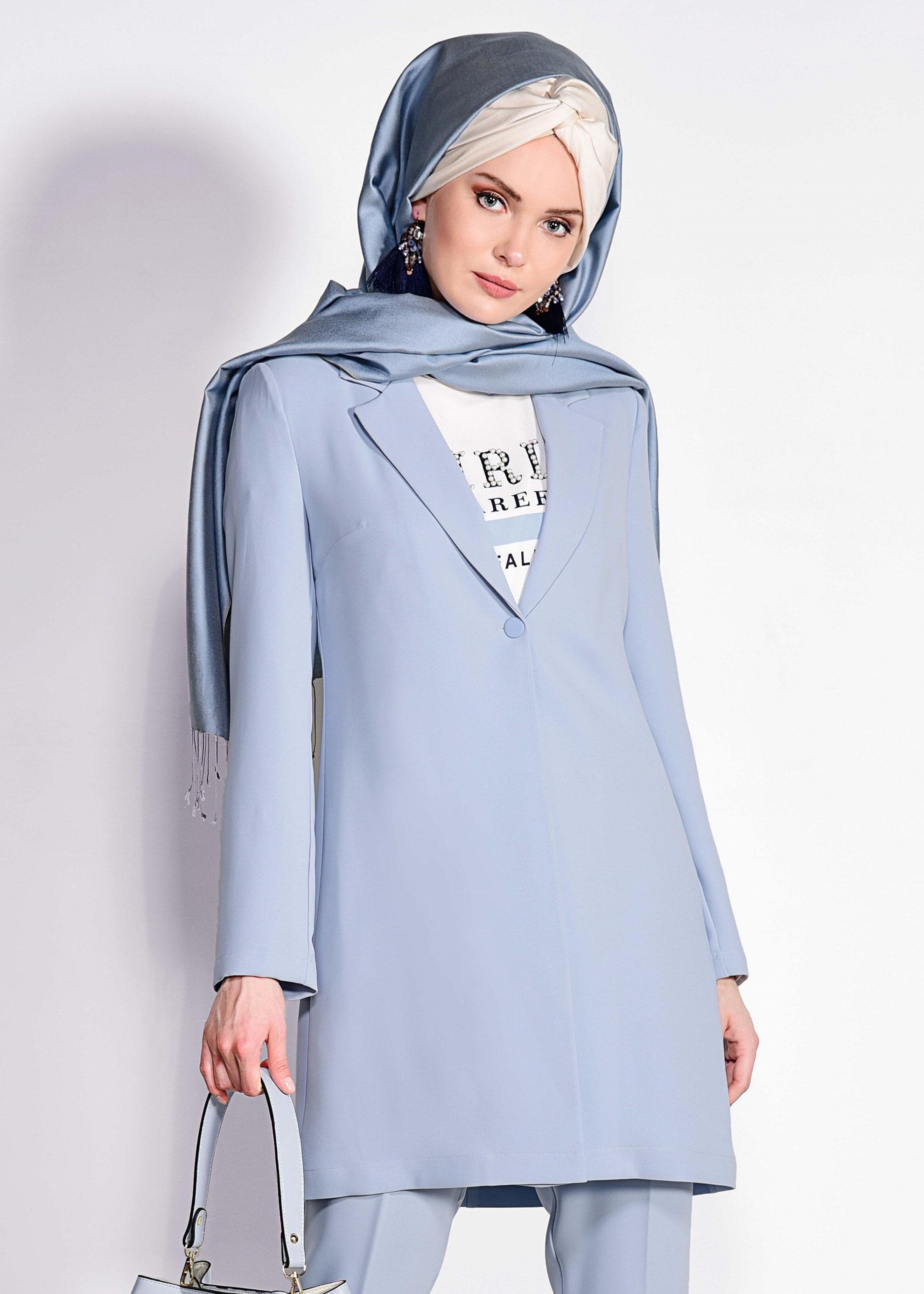 Tesettür giyim MAVİ KRUVAZE YAKA KLASİK 3&prime;LÜ PANTOLONLU TAKIM 4160