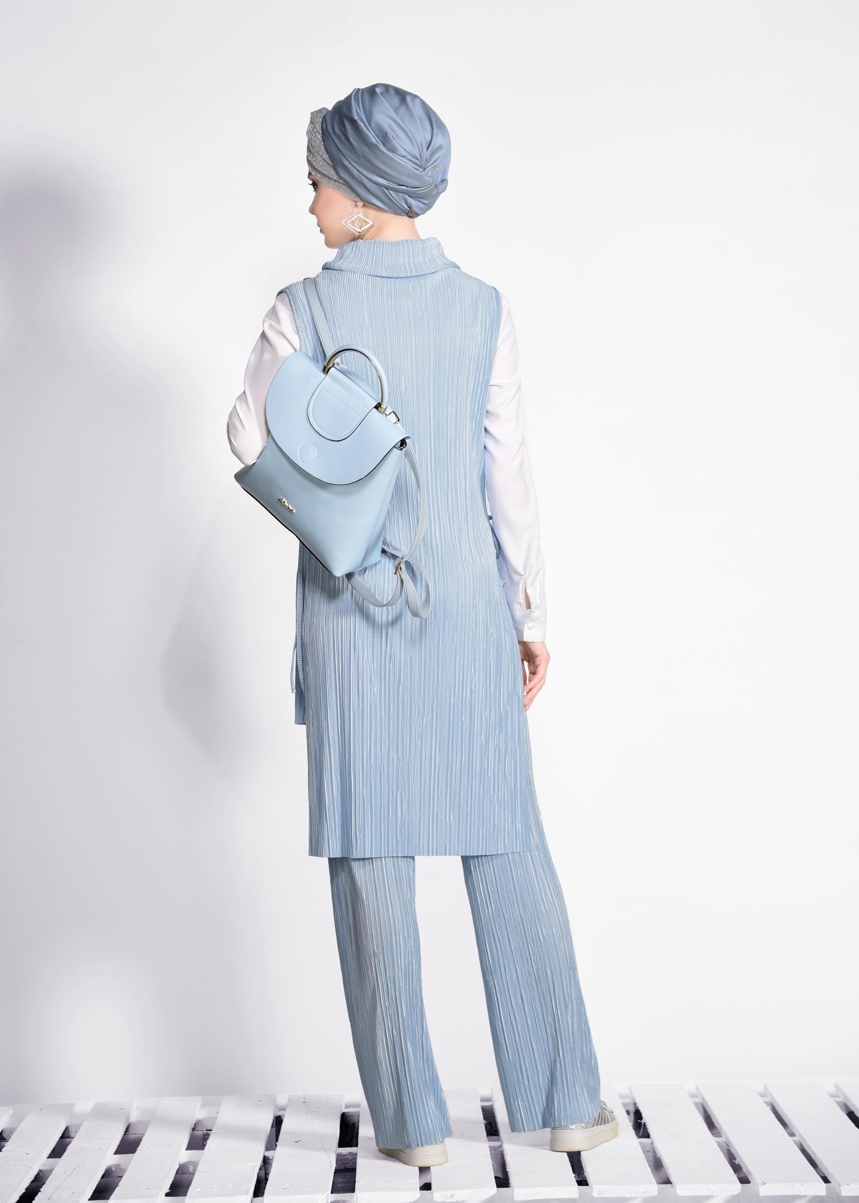 Tesettür giyim MAVİ PİLİSELİ PULLU 2&prime;Lİ PANT.TAKIM 4250