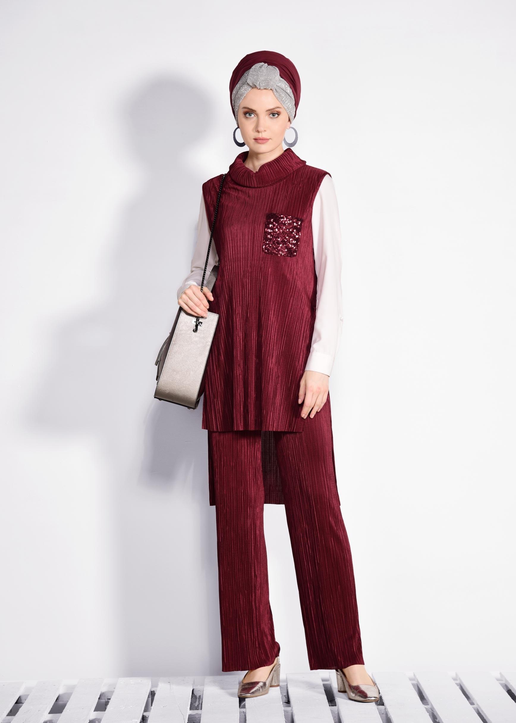 Tesettür giyim BORDO PİLİSELİ PULLU 2&prime;Lİ PANT.TAKIM 4250