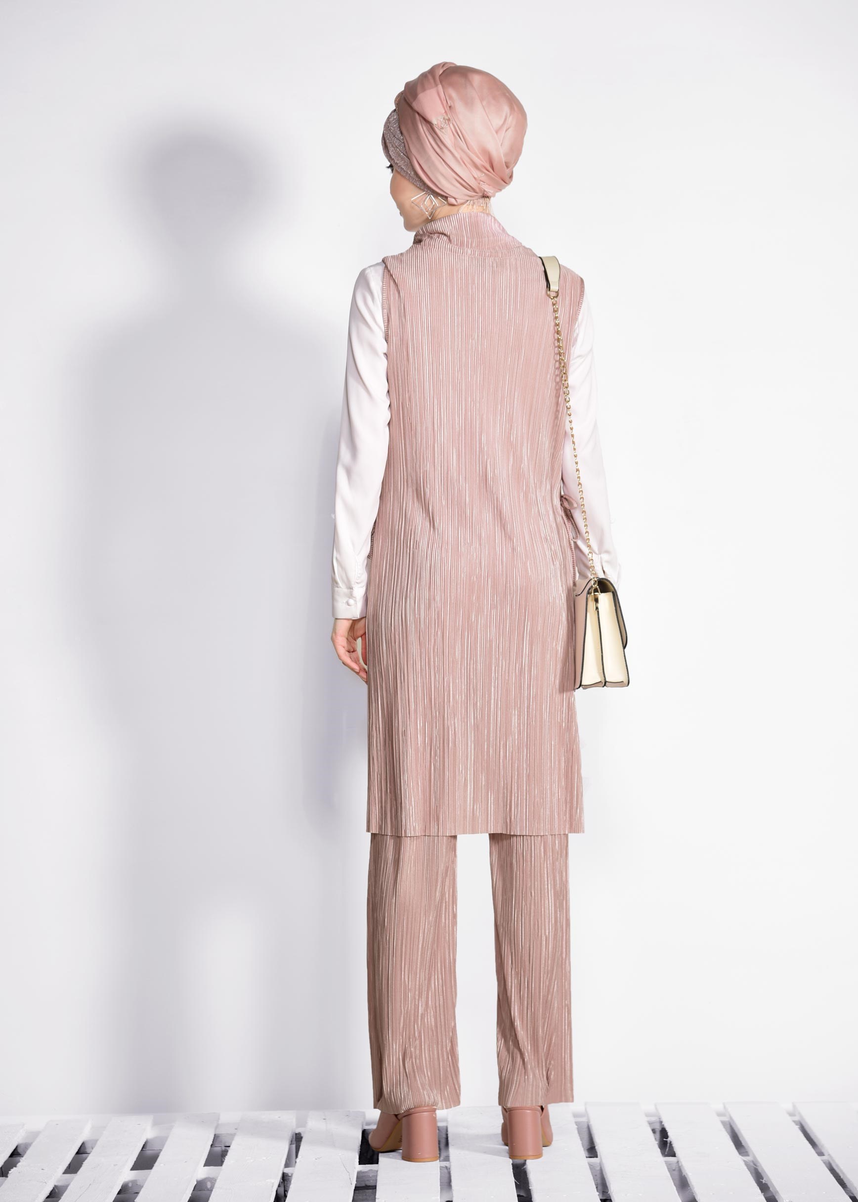 Tesettür giyim PUDRA PİLİSELİ PULLU 2&prime;Lİ PANT.TAKIM 4250