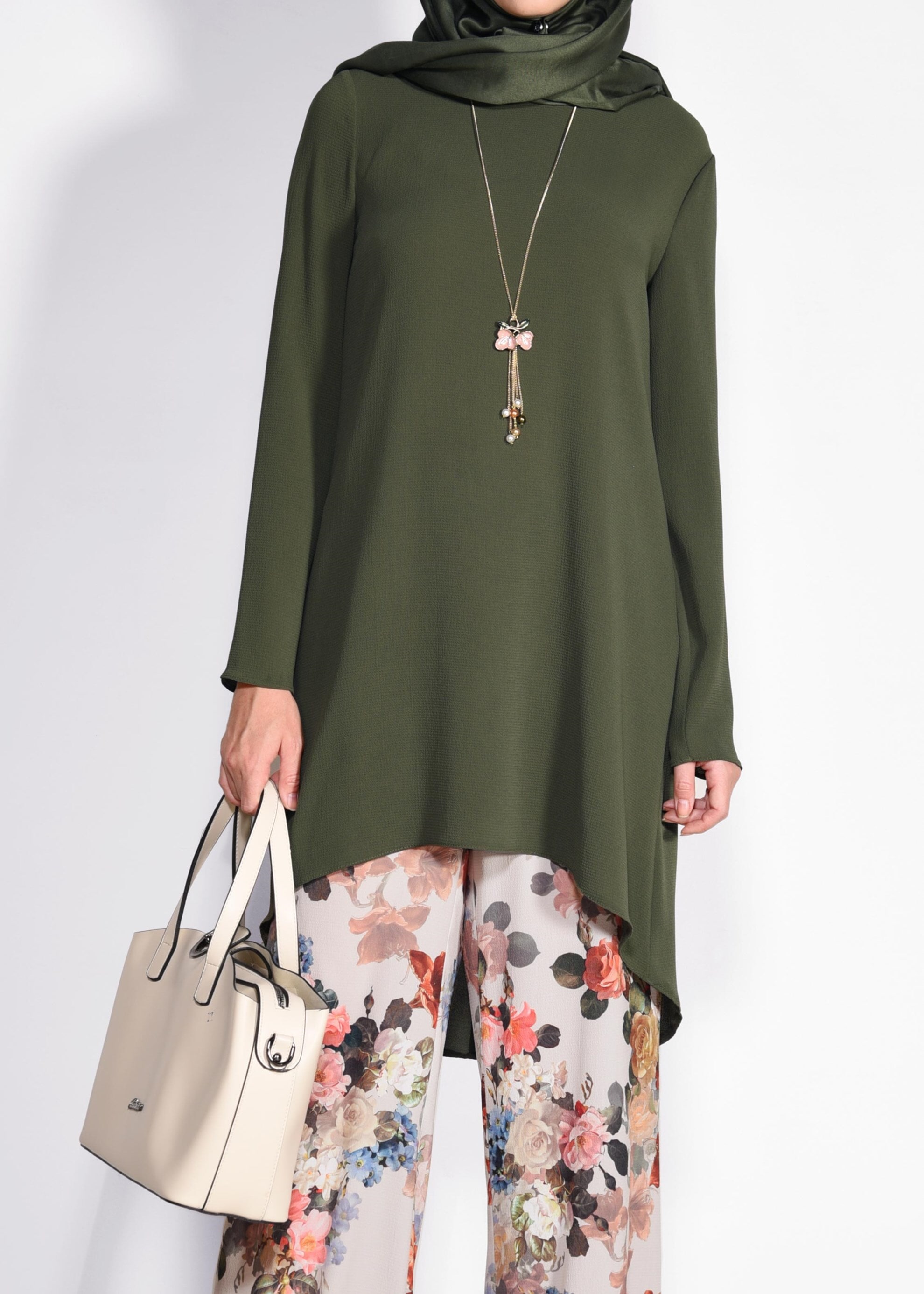 Tesettür giyim GRİ ÇİÇEK DESENLİ 2&prime;Lİ PANT.TAKIM 4372