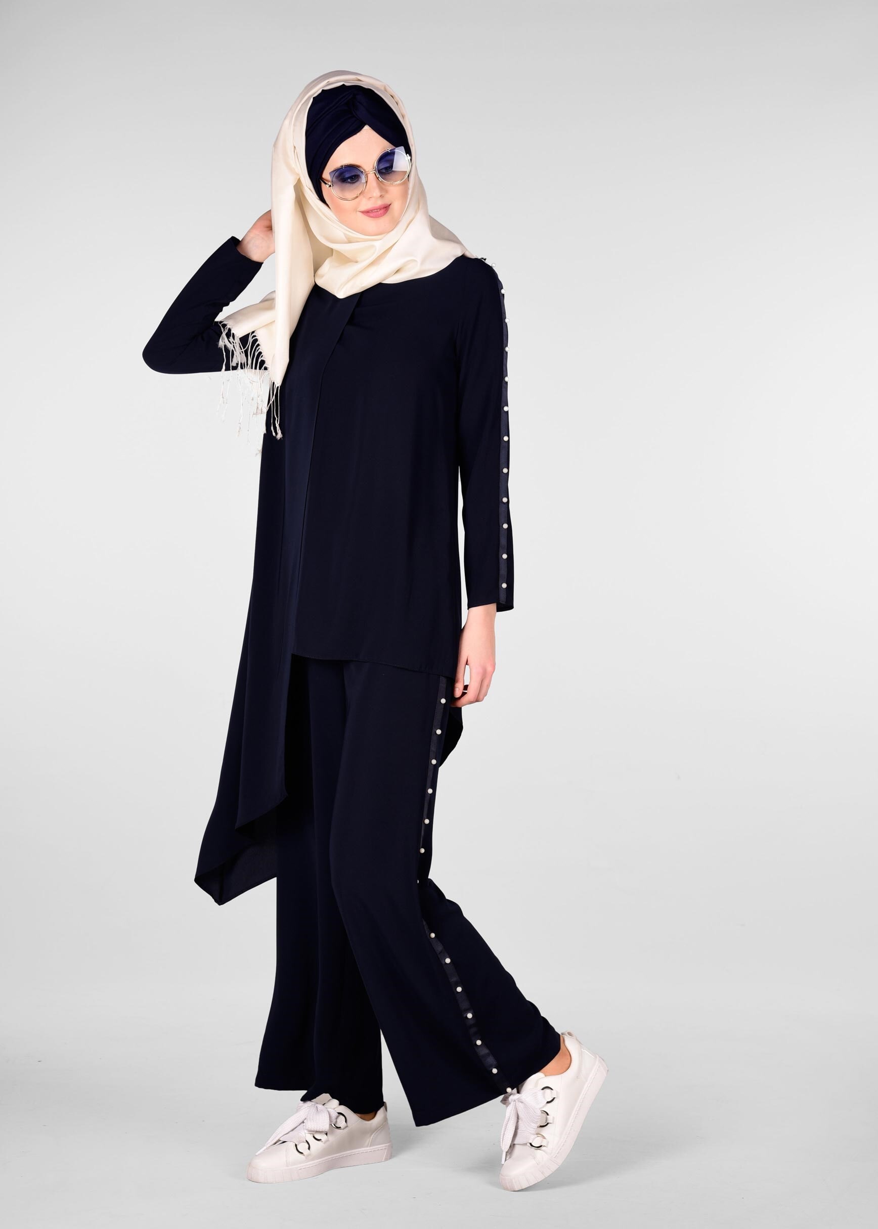 Tesettür giyim LACİVERT KOLLARI İNCİ İŞLEMELİ 2&prime;Lİ PANTOLONLU TAKIM 4958