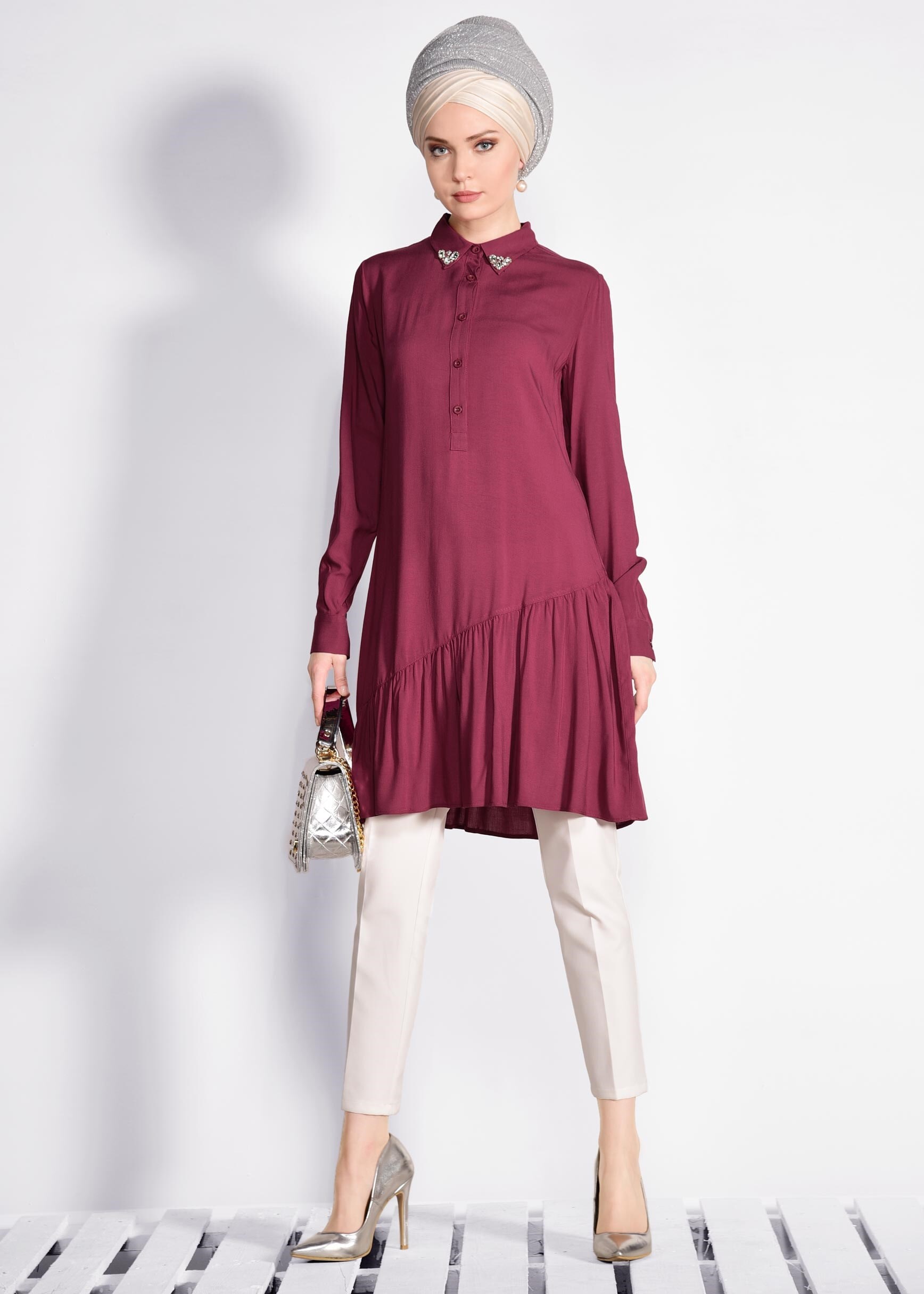 Tesettür giyim MOR ETEK UCU FIRFIRLI DÜĞMELİ TUNİK 4005