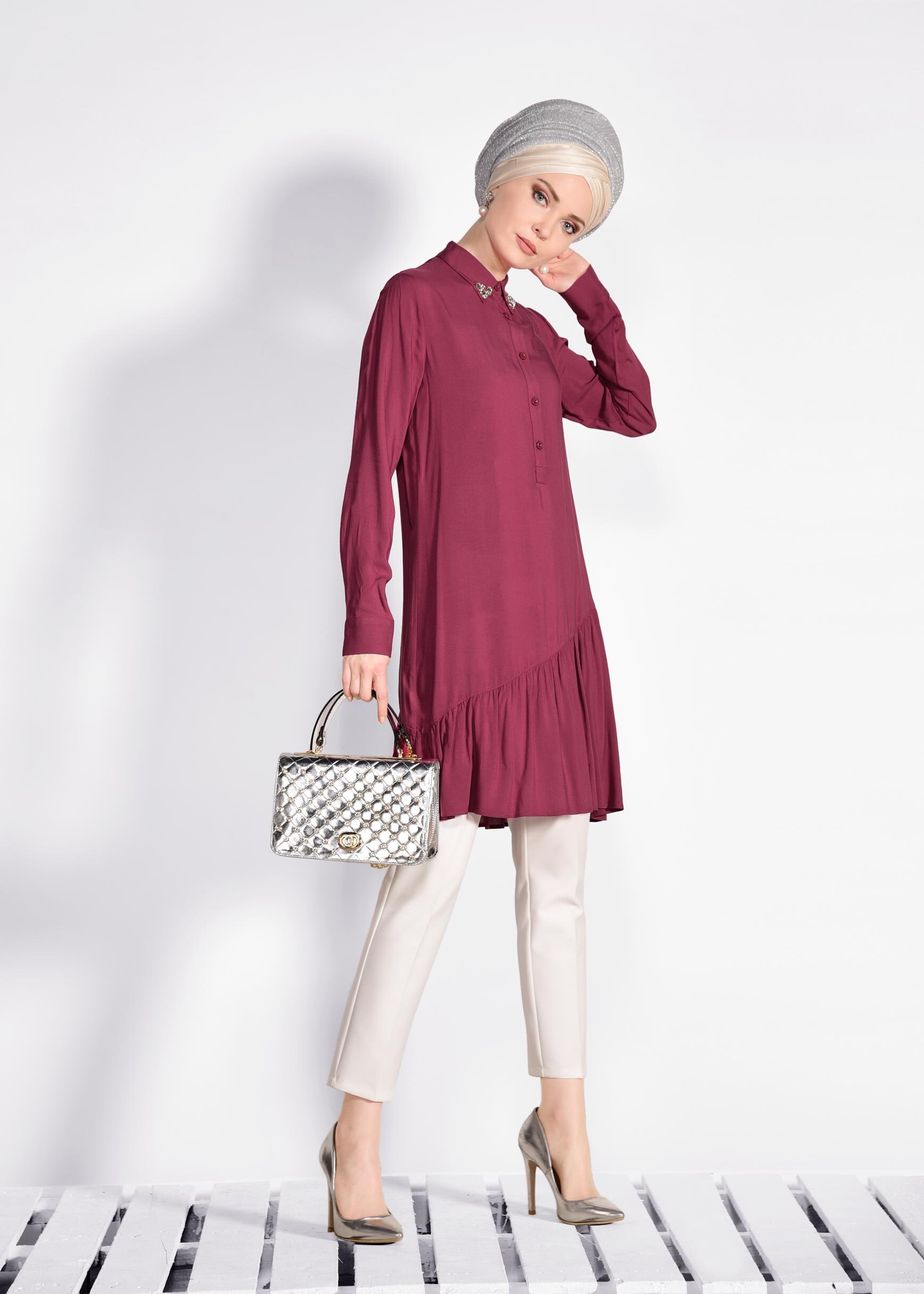 Tesettür giyim MOR ETEK UCU FIRFIRLI DÜĞMELİ TUNİK 4005