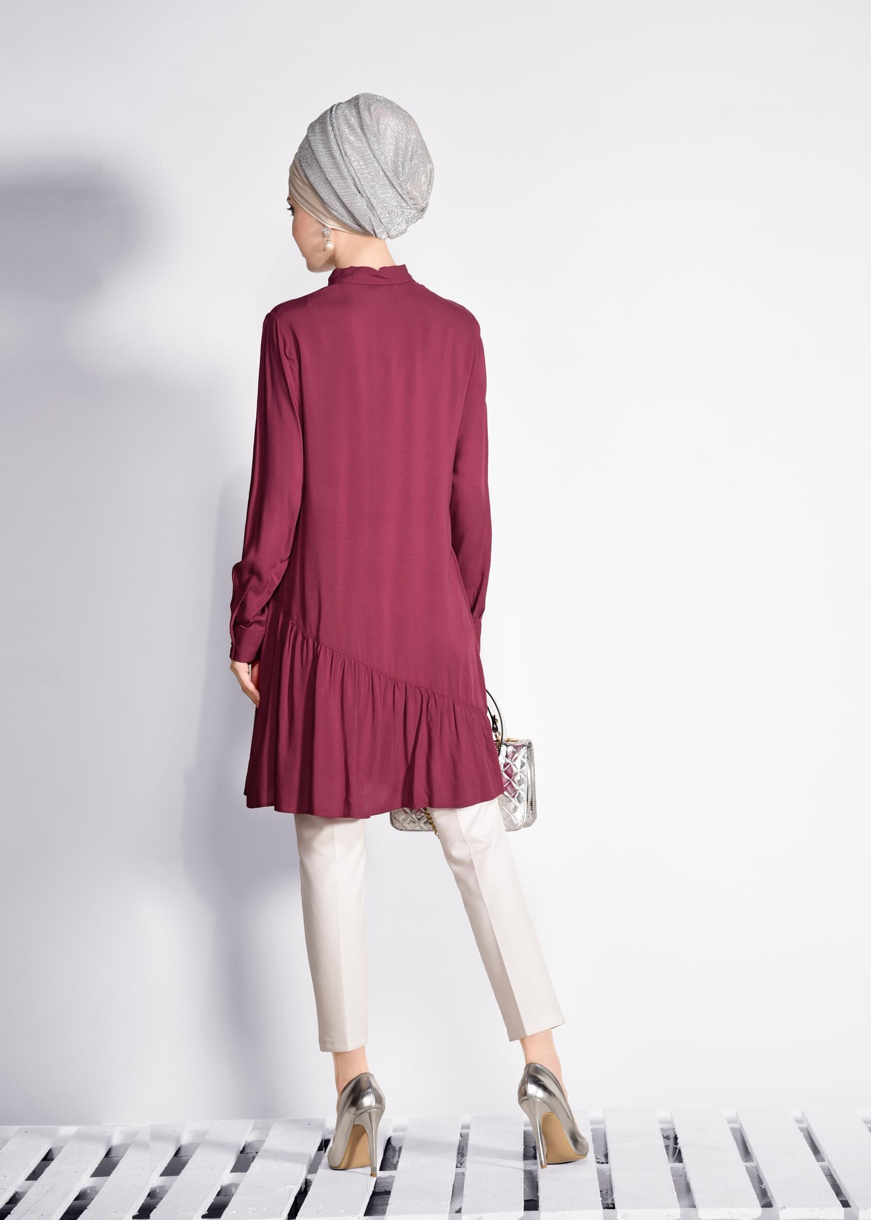 Tesettür giyim MOR ETEK UCU FIRFIRLI DÜĞMELİ TUNİK 4005