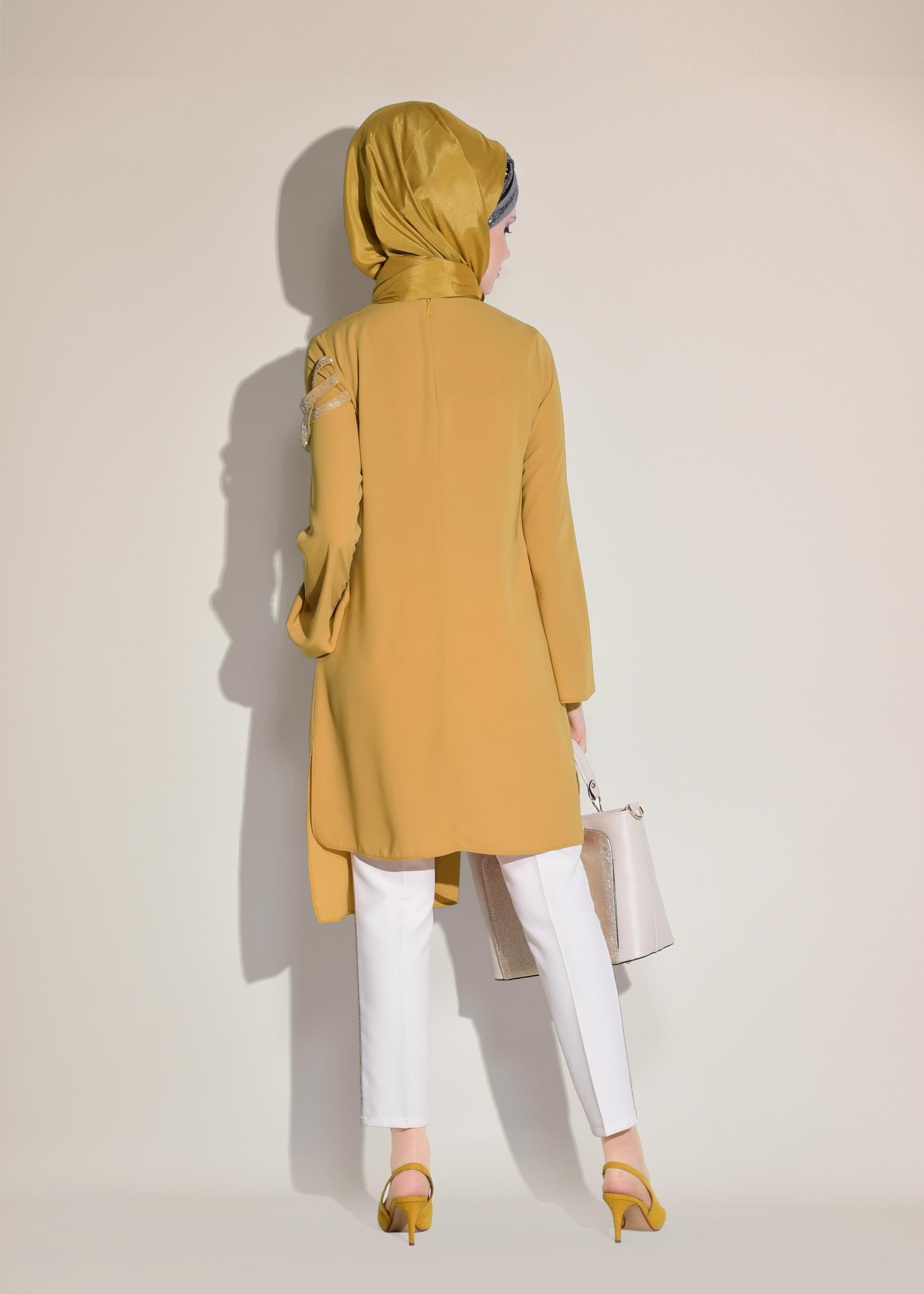 Tesettür giyim SARI OMUZ KISMI TAŞ İŞLEME DETAYLI TUNİK 4036