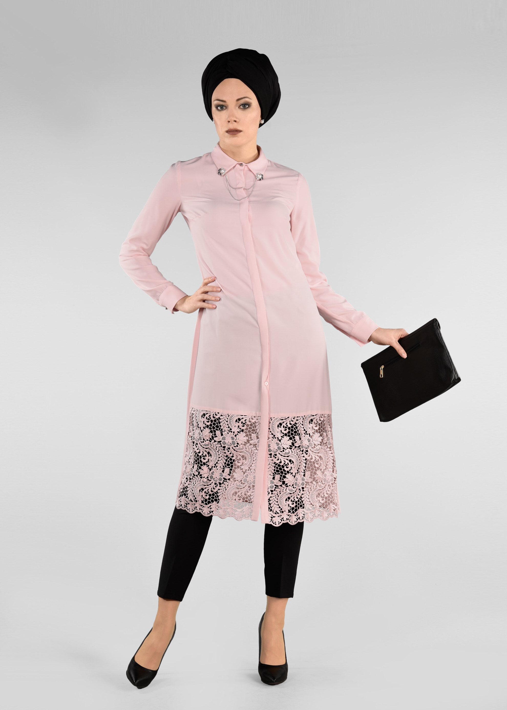 Tesettür giyim PUDRA ETEK UCU DANTELLİ TUNİK 4044
