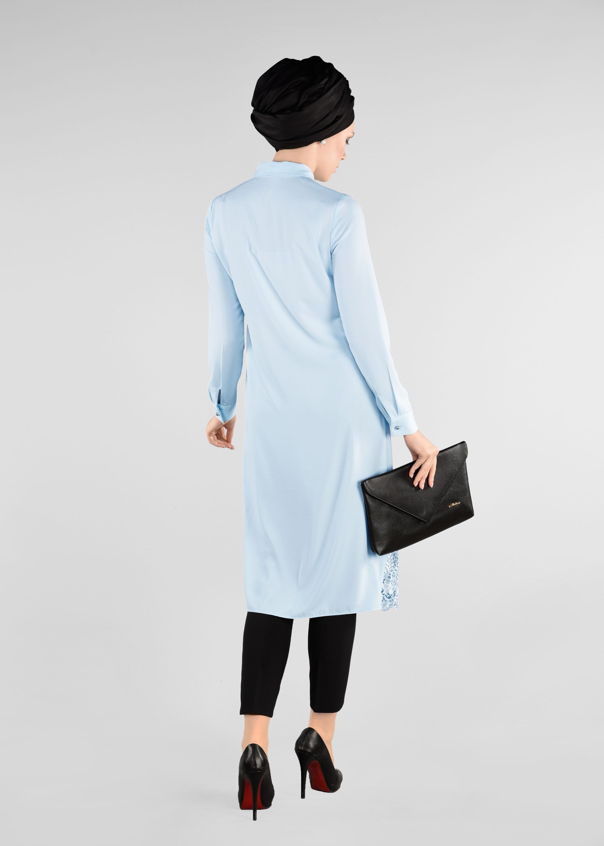 Tesettür giyim MAVİ ETEK UCU DANTELLİ TUNİK 4044