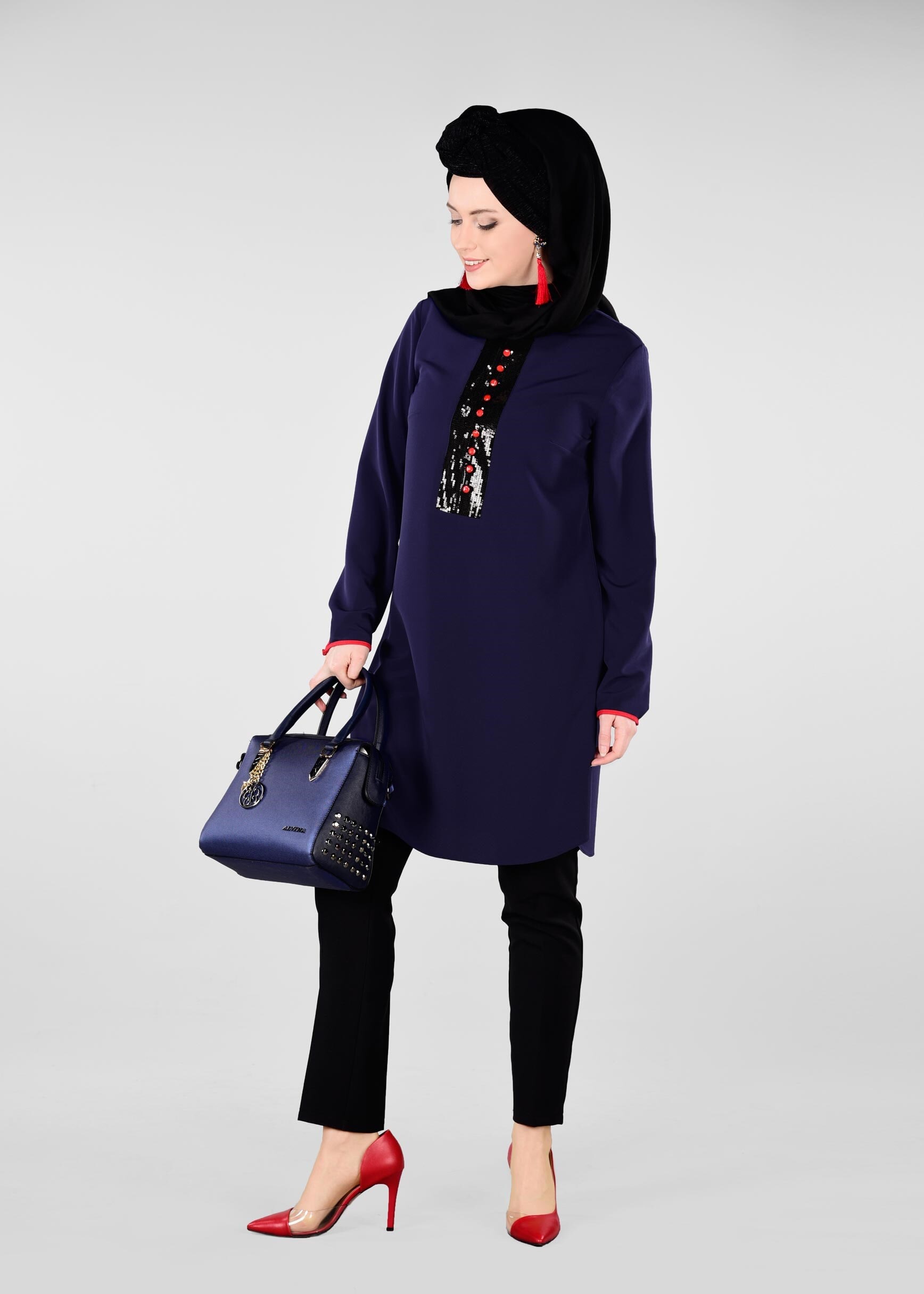 Tesettür giyim LACİVERT PUL PAYET DETAYLI TUNİK 4075