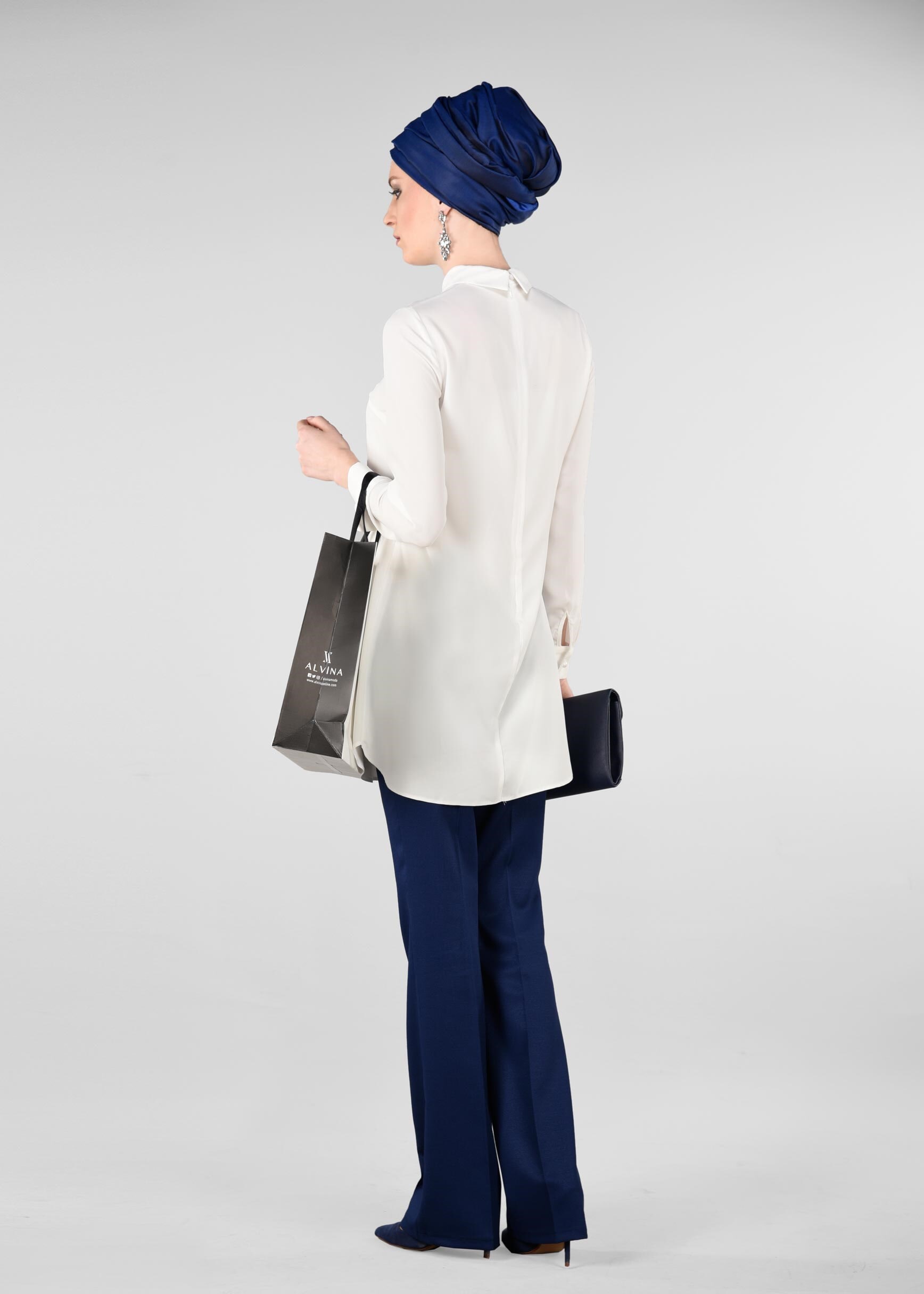 Tesettür giyim BEYAZ KLASİK KESİM TUNİK 4095