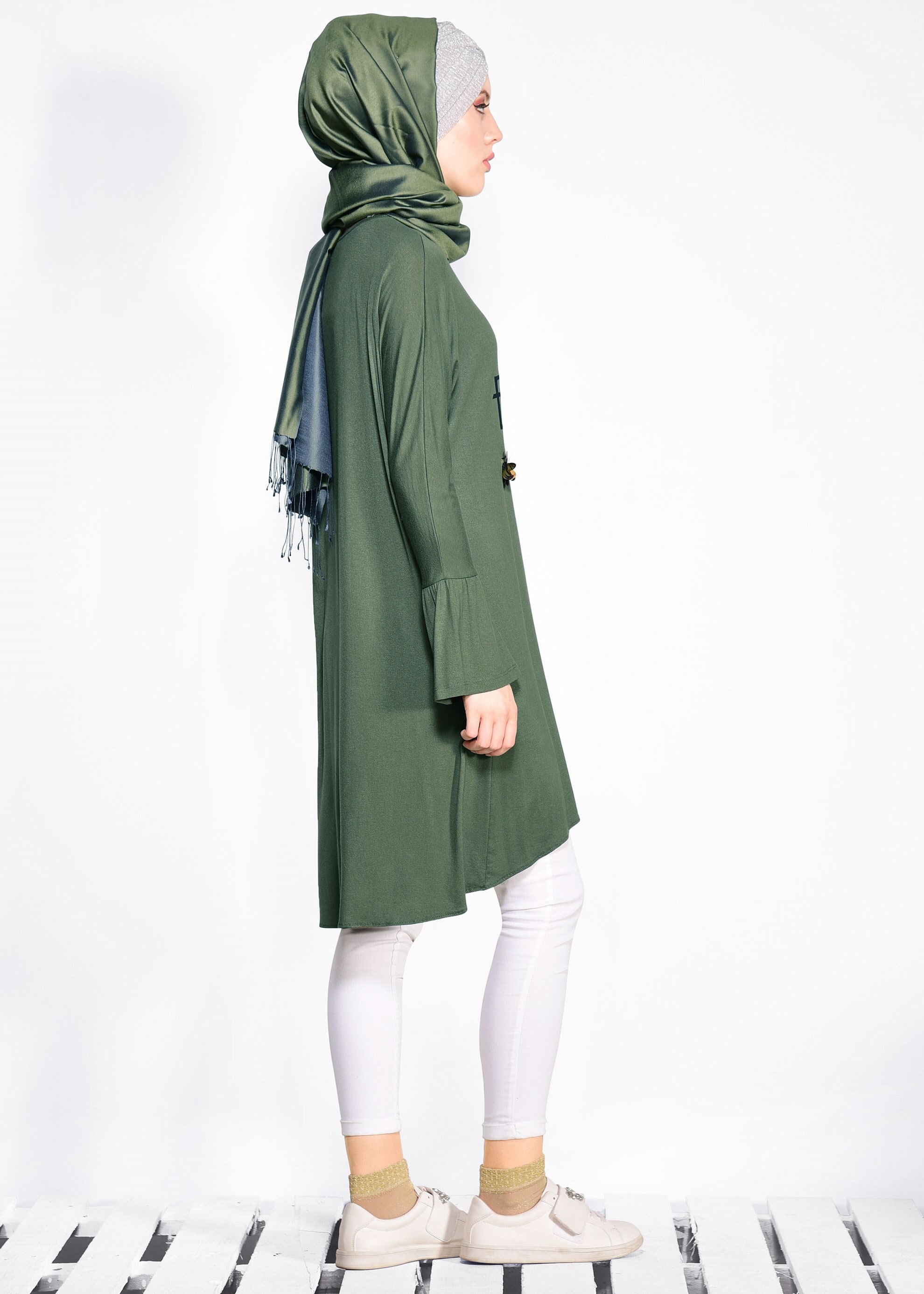 Tesettür giyim HAKİ KOLLARI FIRFIRLI BASKILI TUNİK 4179