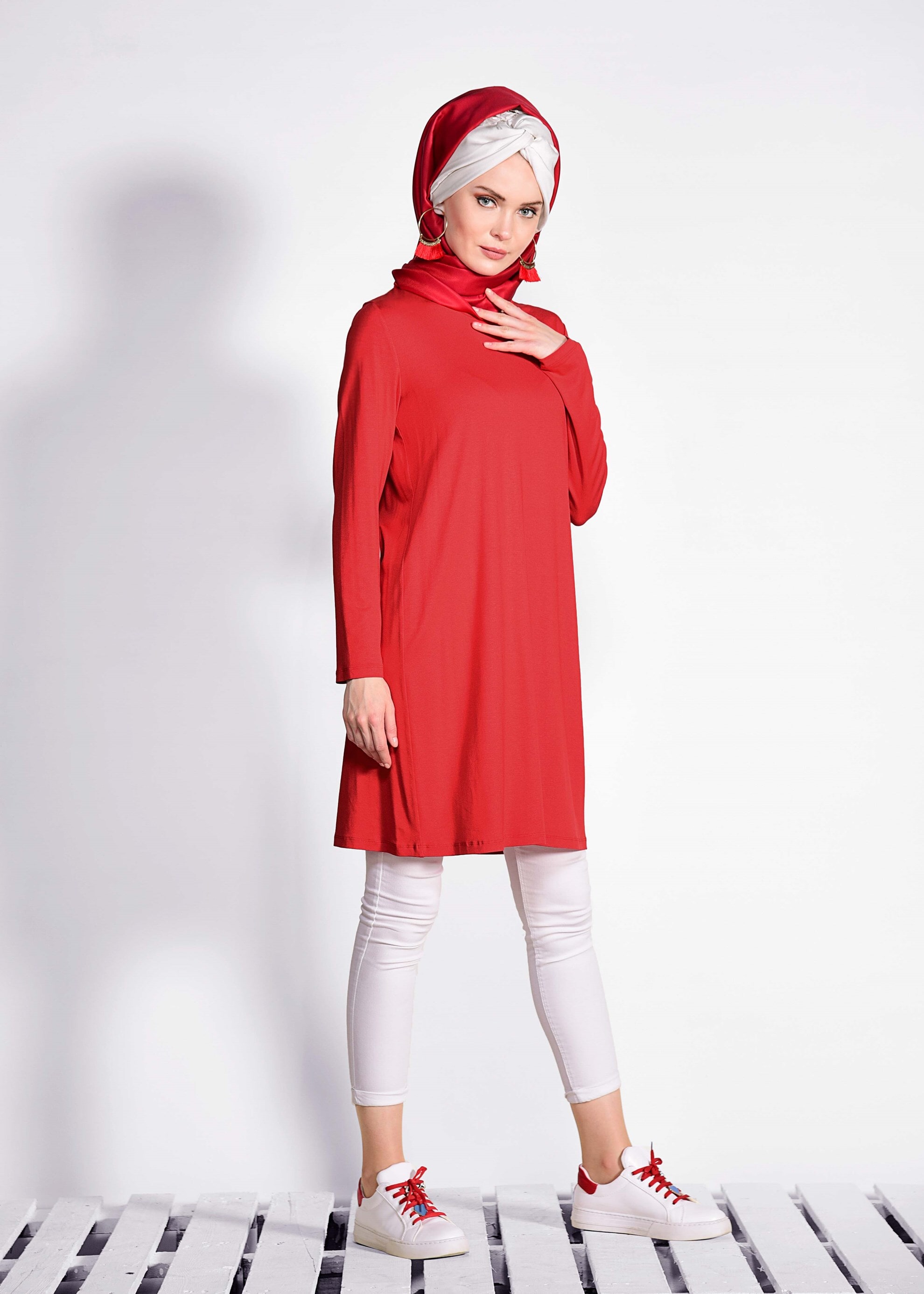 Tesettür giyim KIRMIZI ÖRME TUNİK 4243