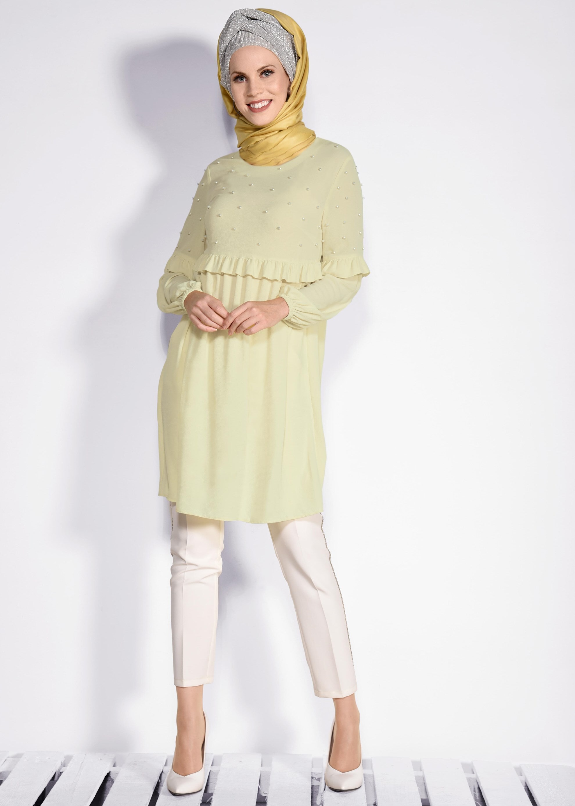 Tesettür giyim SARI İNCİ İŞLEMELİ FIRFIRLI TUNİK 4272