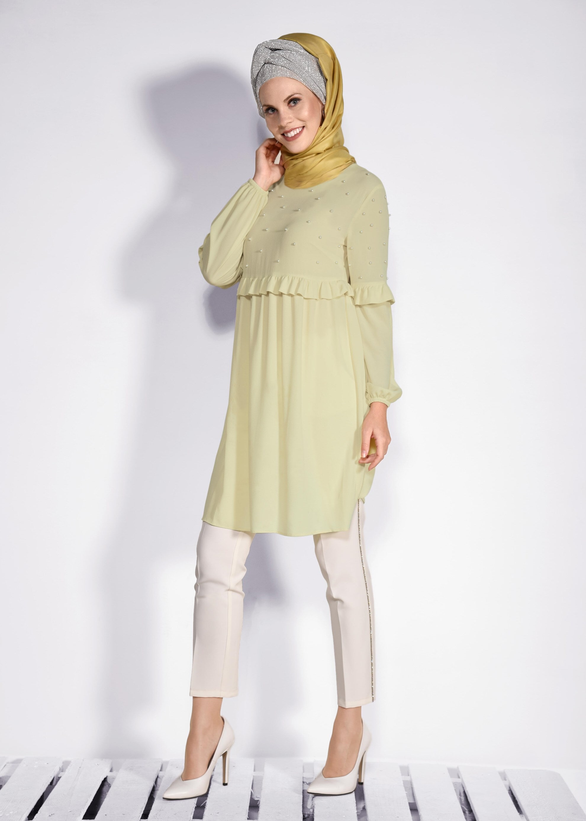 Tesettür giyim SARI İNCİ İŞLEMELİ FIRFIRLI TUNİK 4272