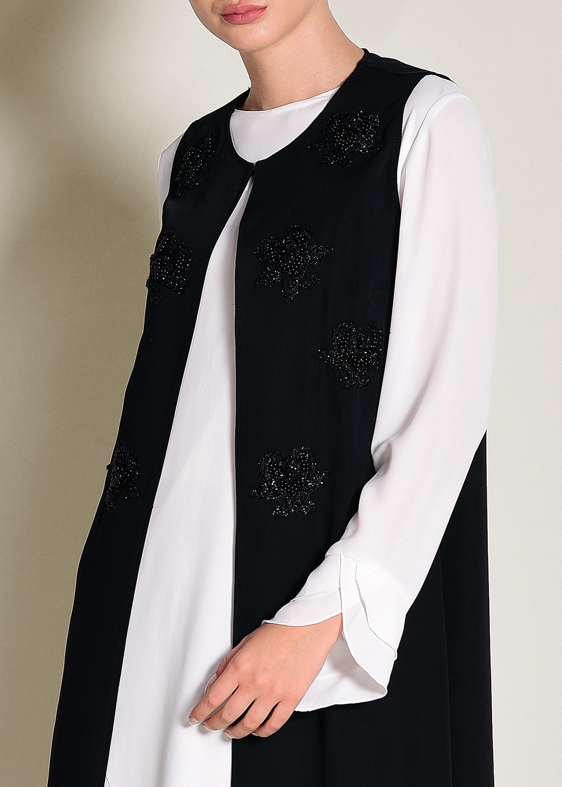 Tesettür giyim SİYAH BONCUK GÜPÜR İŞLEMELİ 2&prime;Lİ TUNİK 4278