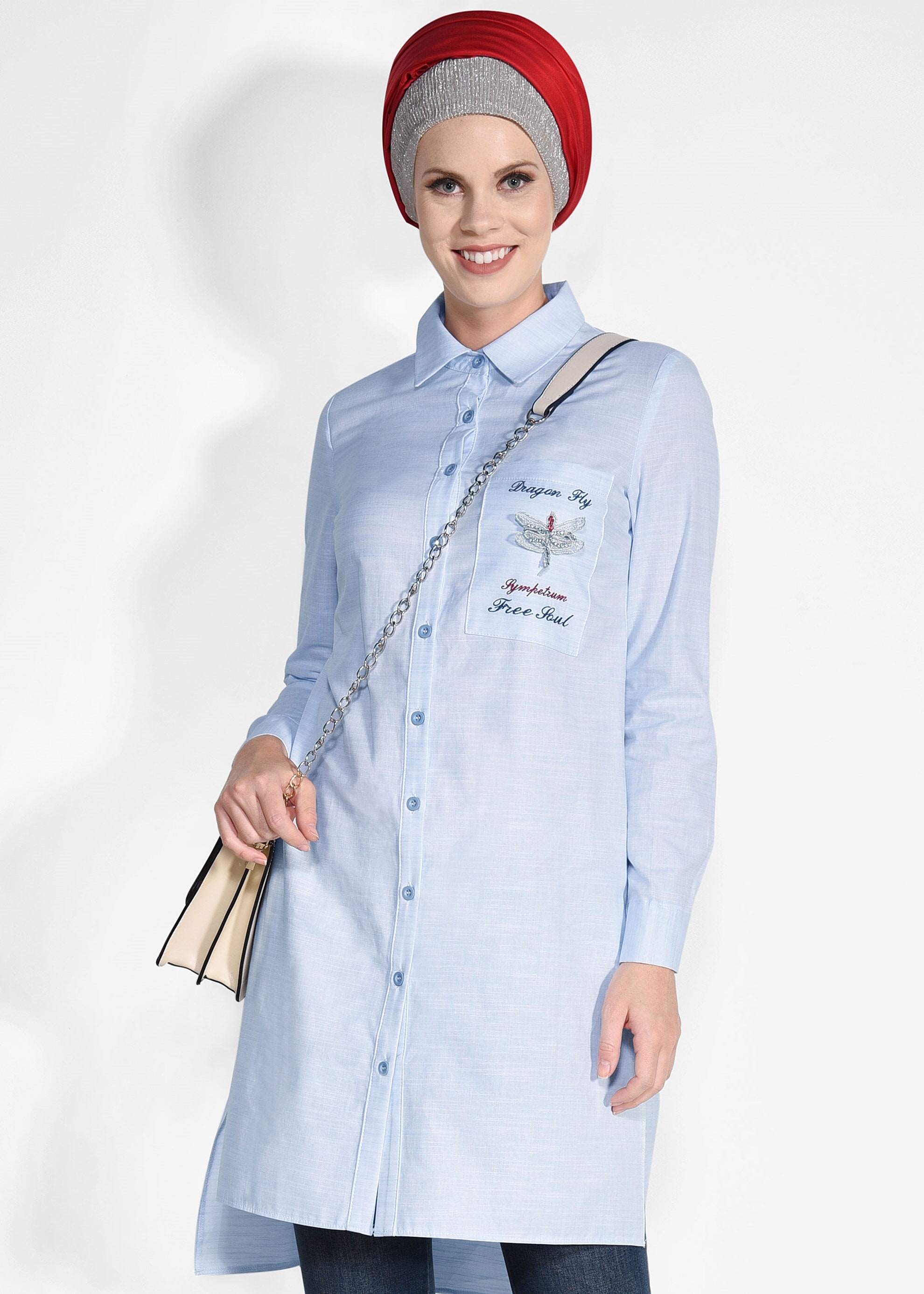 Tesettür giyim MAVİ ARMA VE YAZI DETAYLI TUNİK 4292