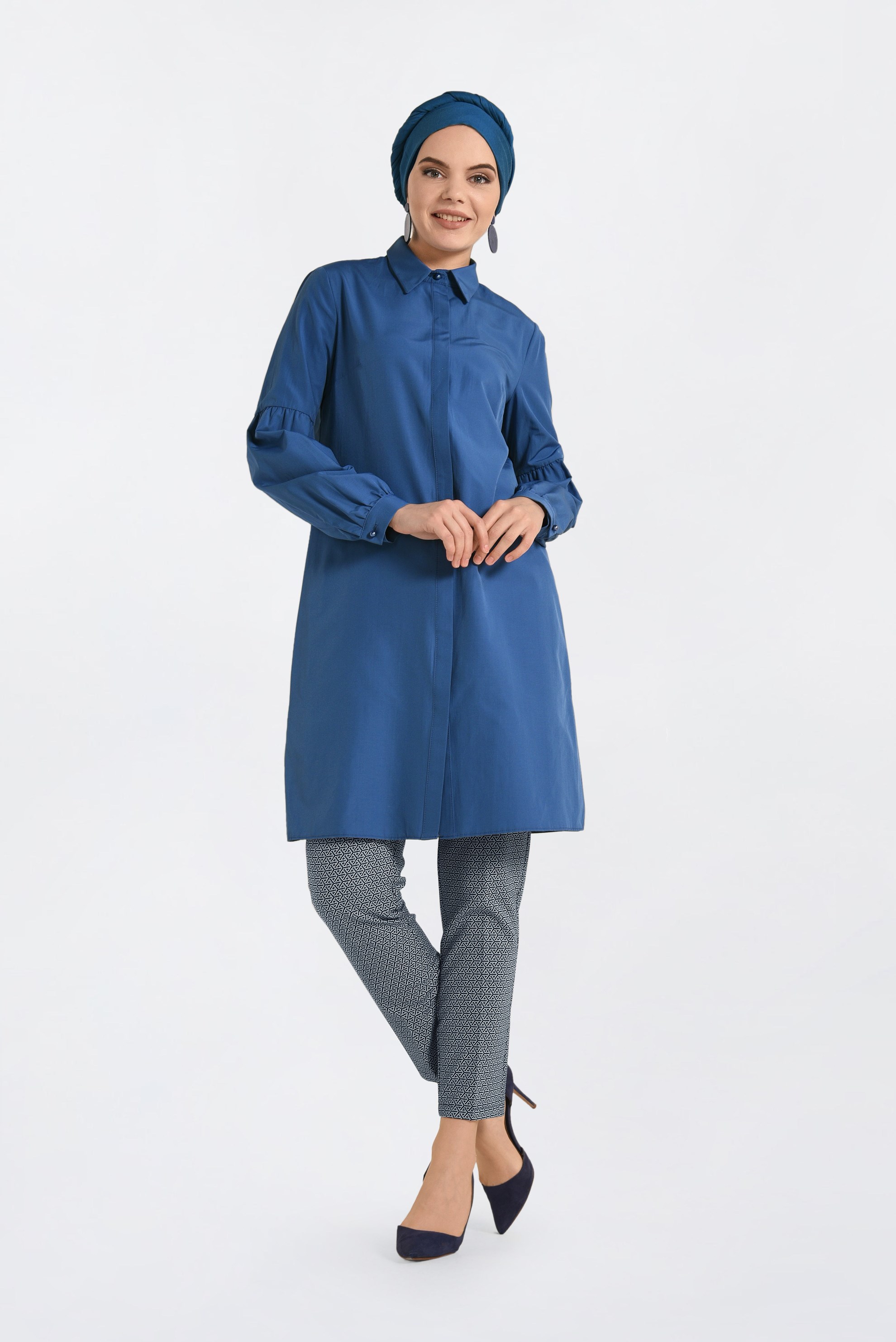 Tesettür giyim LACİVERT GİZLİ DÜĞMELİ KLASİK KESİM TUNİK 4329