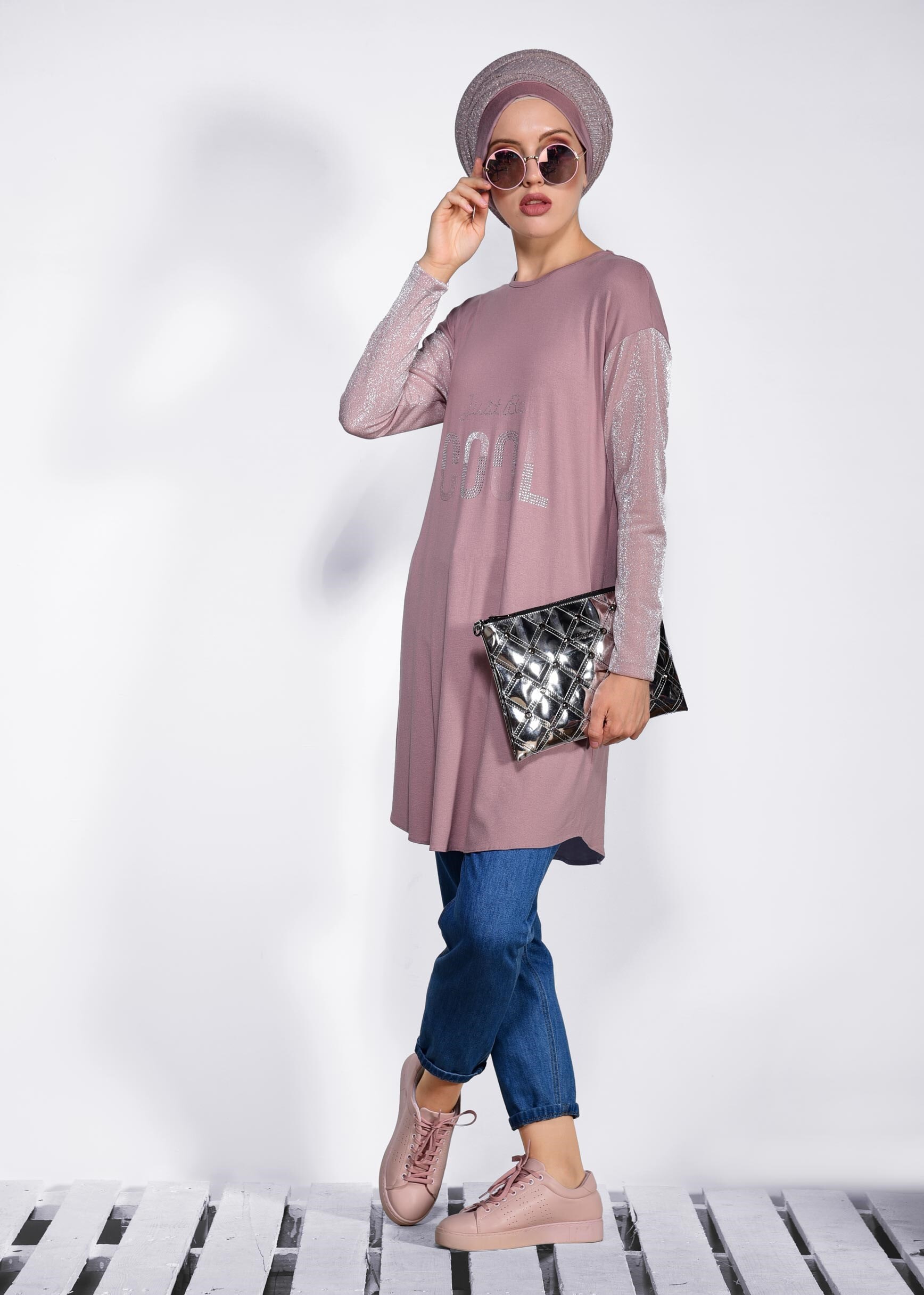 Tesettür giyim PEMBE KOL KISMI SİMLİ ÖRME TUNİK 4343