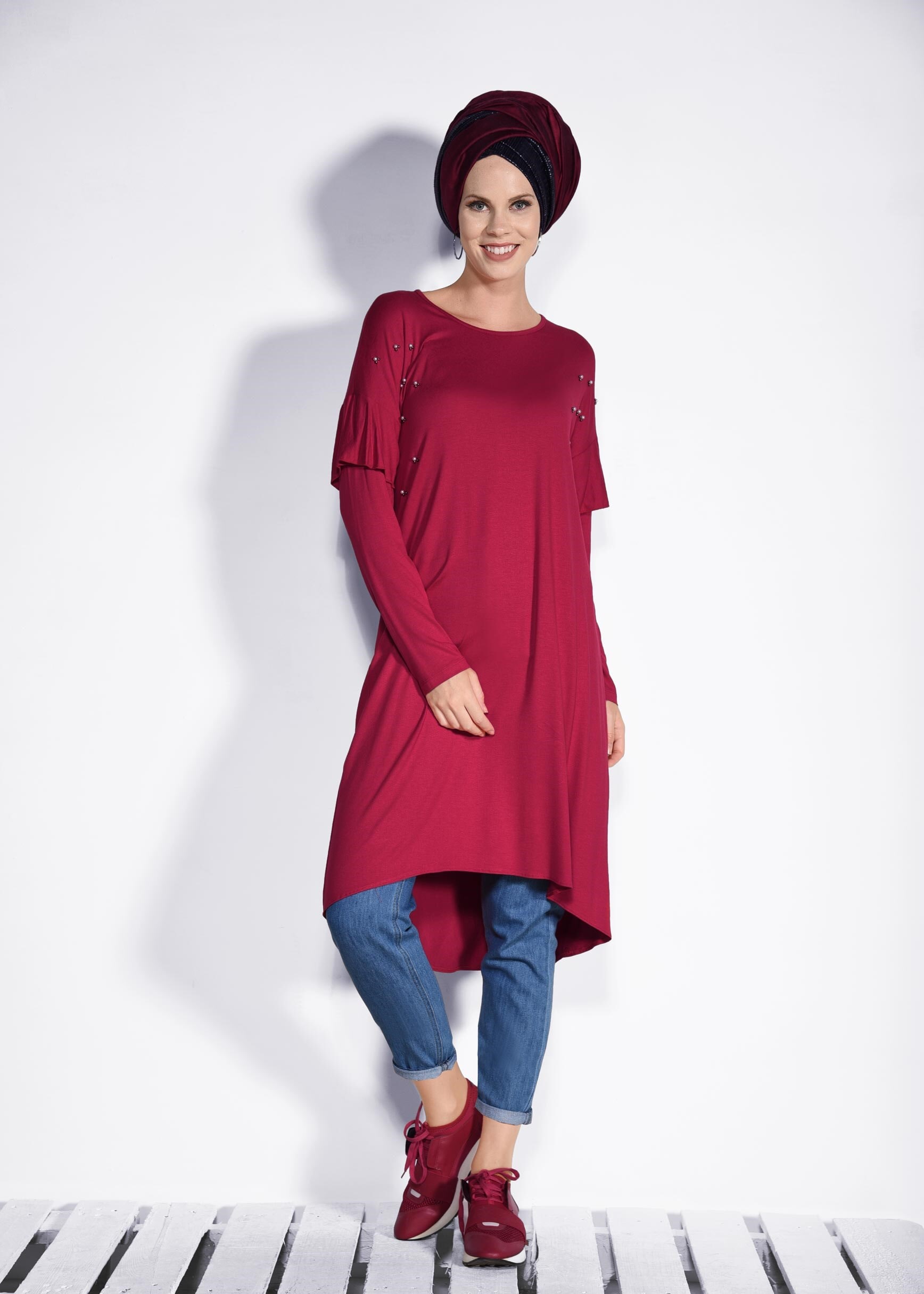 Tesettür giyim KIRMIZI İNCİ VE BONCUK İŞLEMELİ TUNİK 4345 