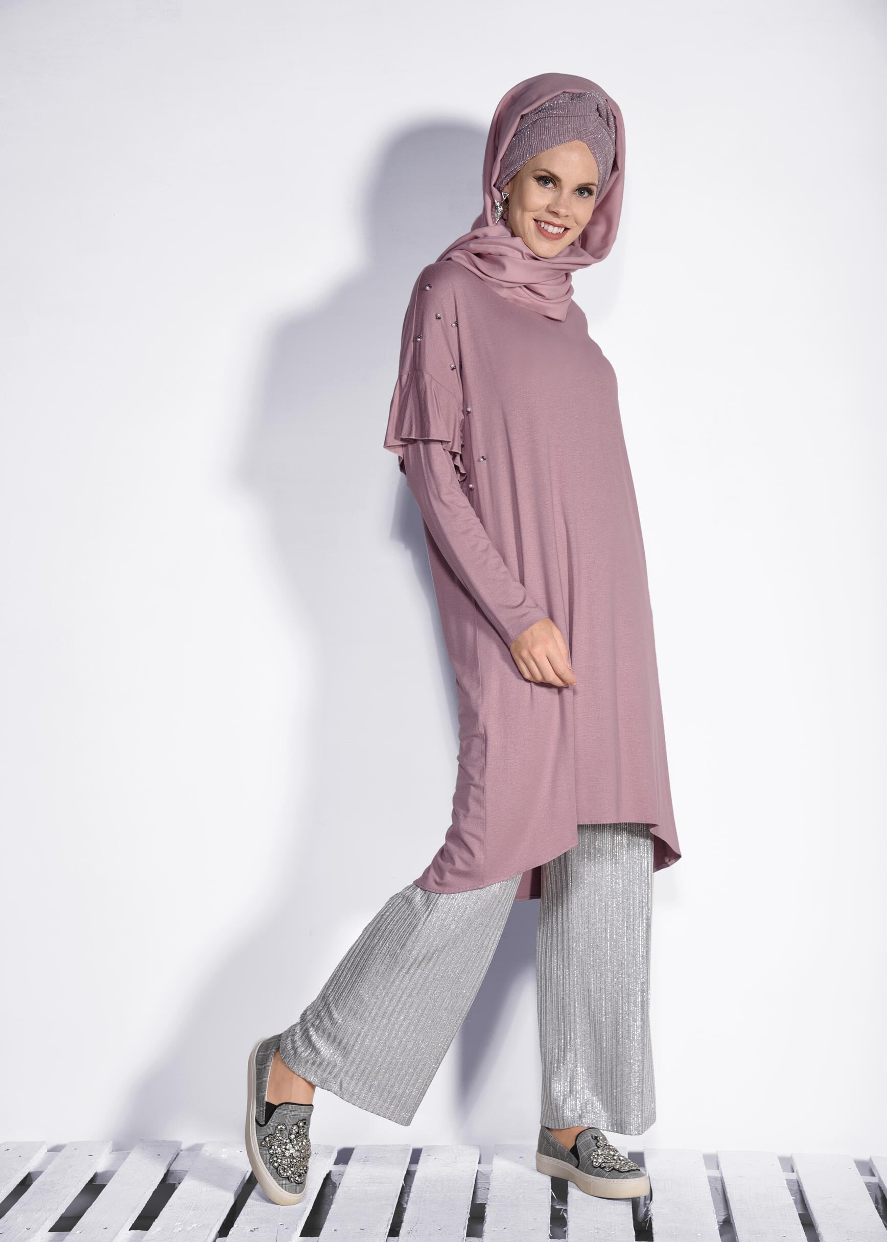 Tesettür giyim PEMBE İNCİ VE BONCUK İŞLEMELİ TUNİK 4345 