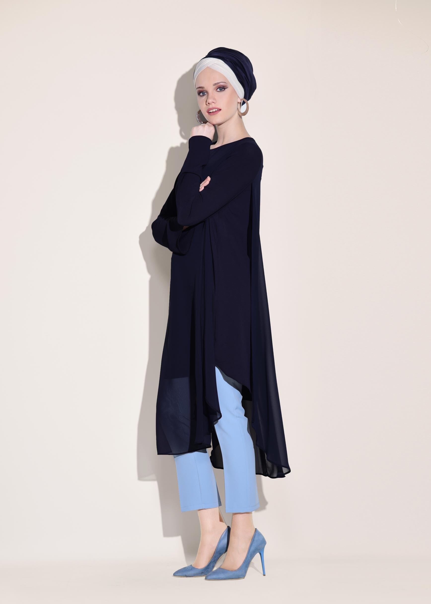 Tesettür giyim LACİVERT SALAŞ TUNİK 4886