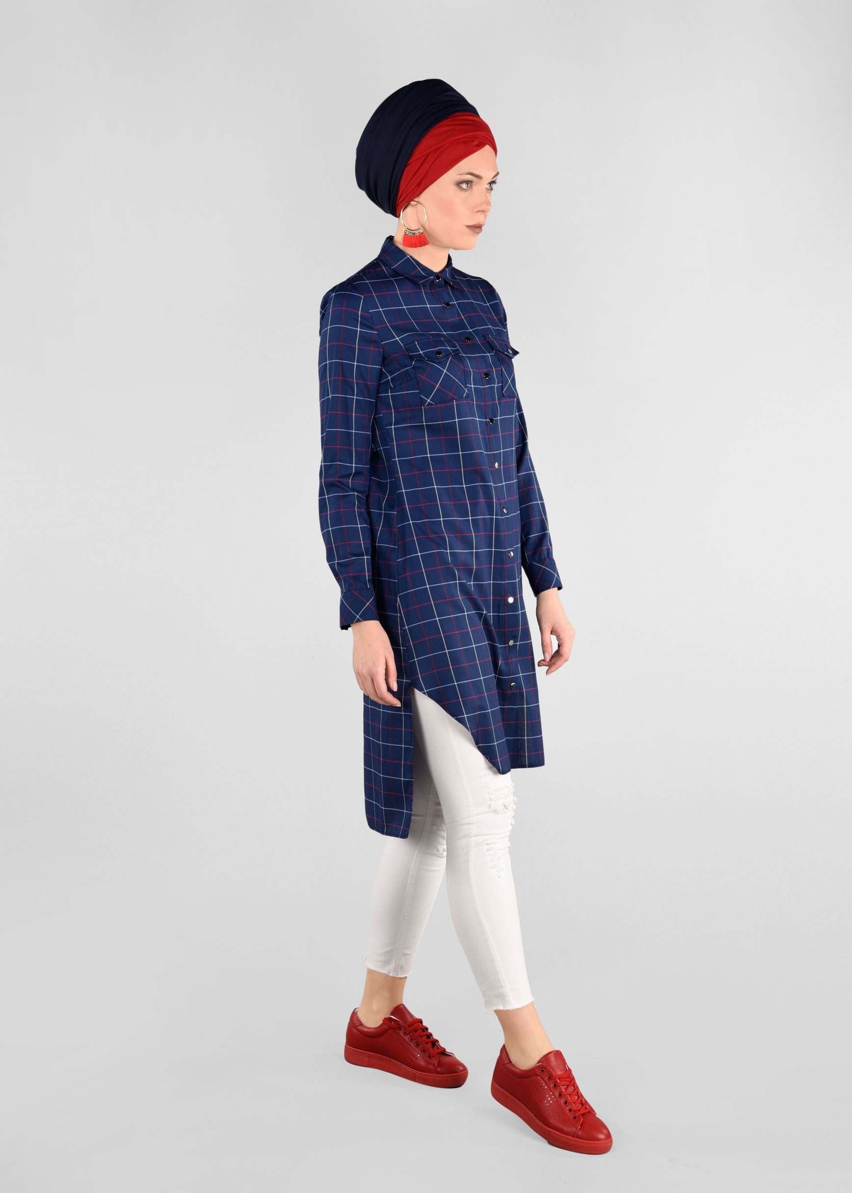 Tesettür giyim LACİVERT EKOSE DESENLİ ÇITÇITLI TUNİK 4892