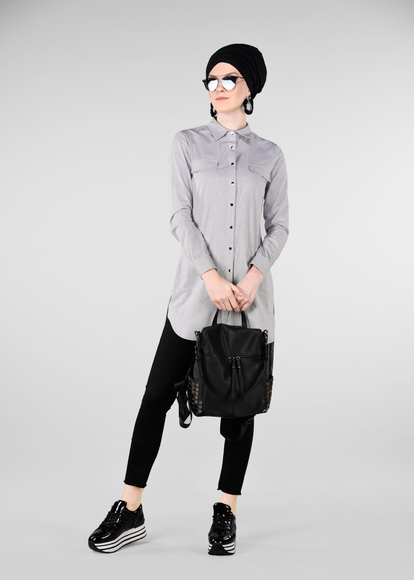 Tesettür giyim GRİ ÇITÇITLI TUNİK 4920