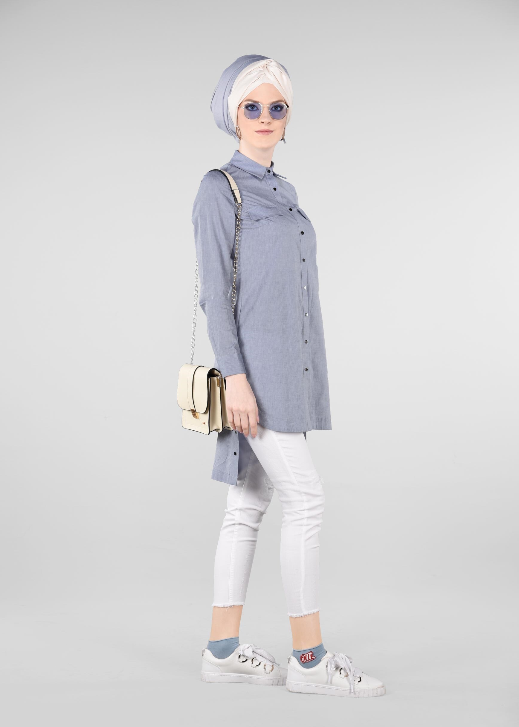 Tesettür giyim LACİVERT ÇITÇITLI TUNİK 4920